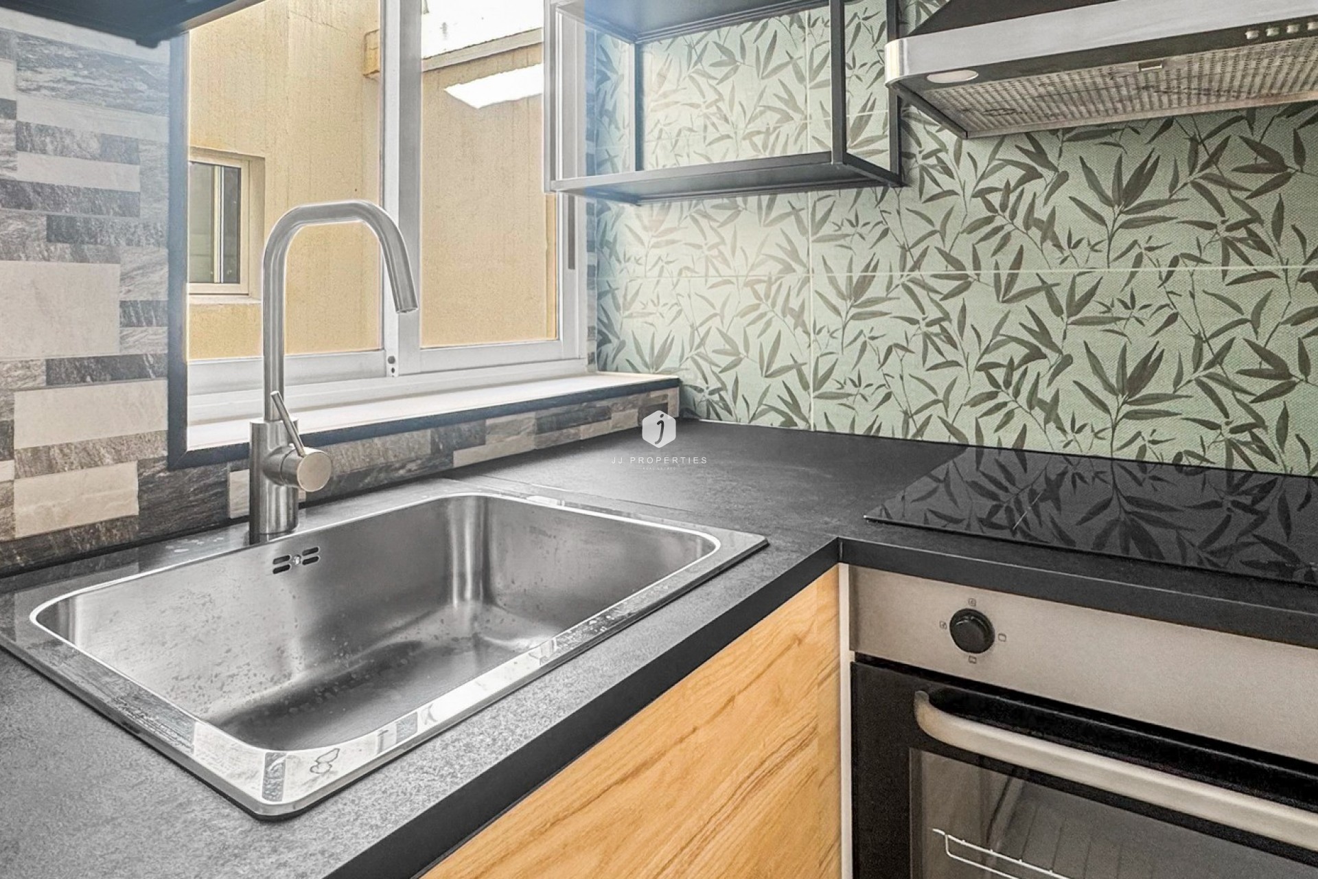 Resale - Apartment / flat -
Torrevieja - Costa Blanca