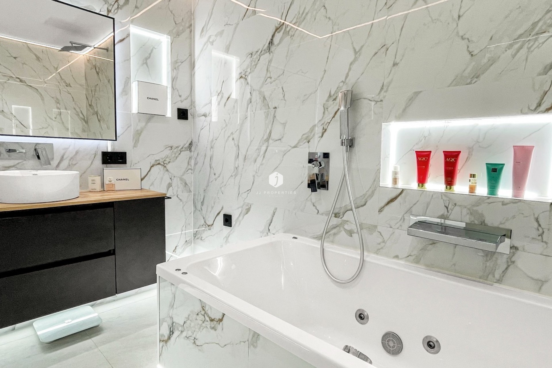 Resale - Apartment / flat -
Torrevieja - Costa Blanca