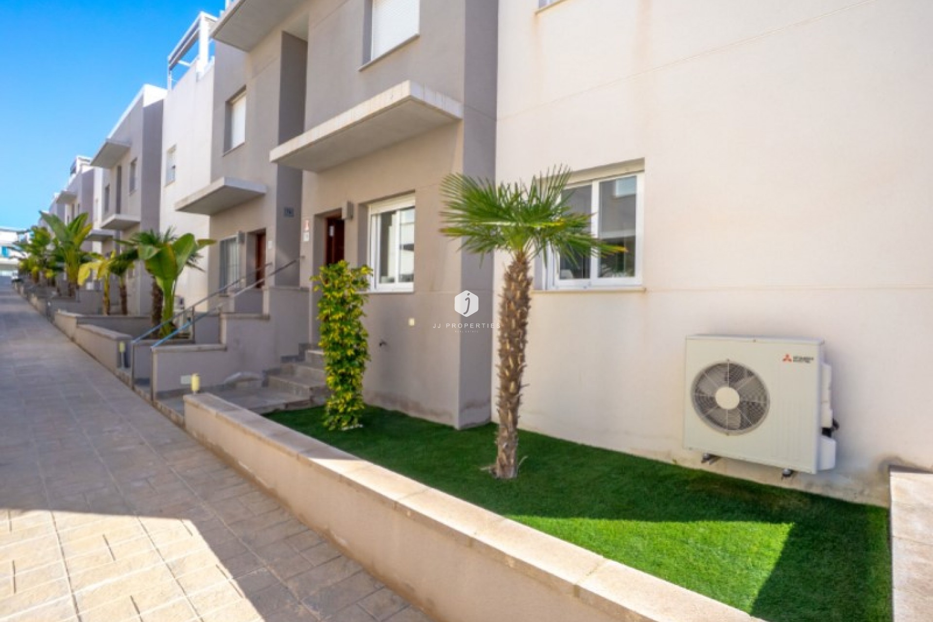 Resale - Apartment / flat -
Torrevieja - Costa Blanca
