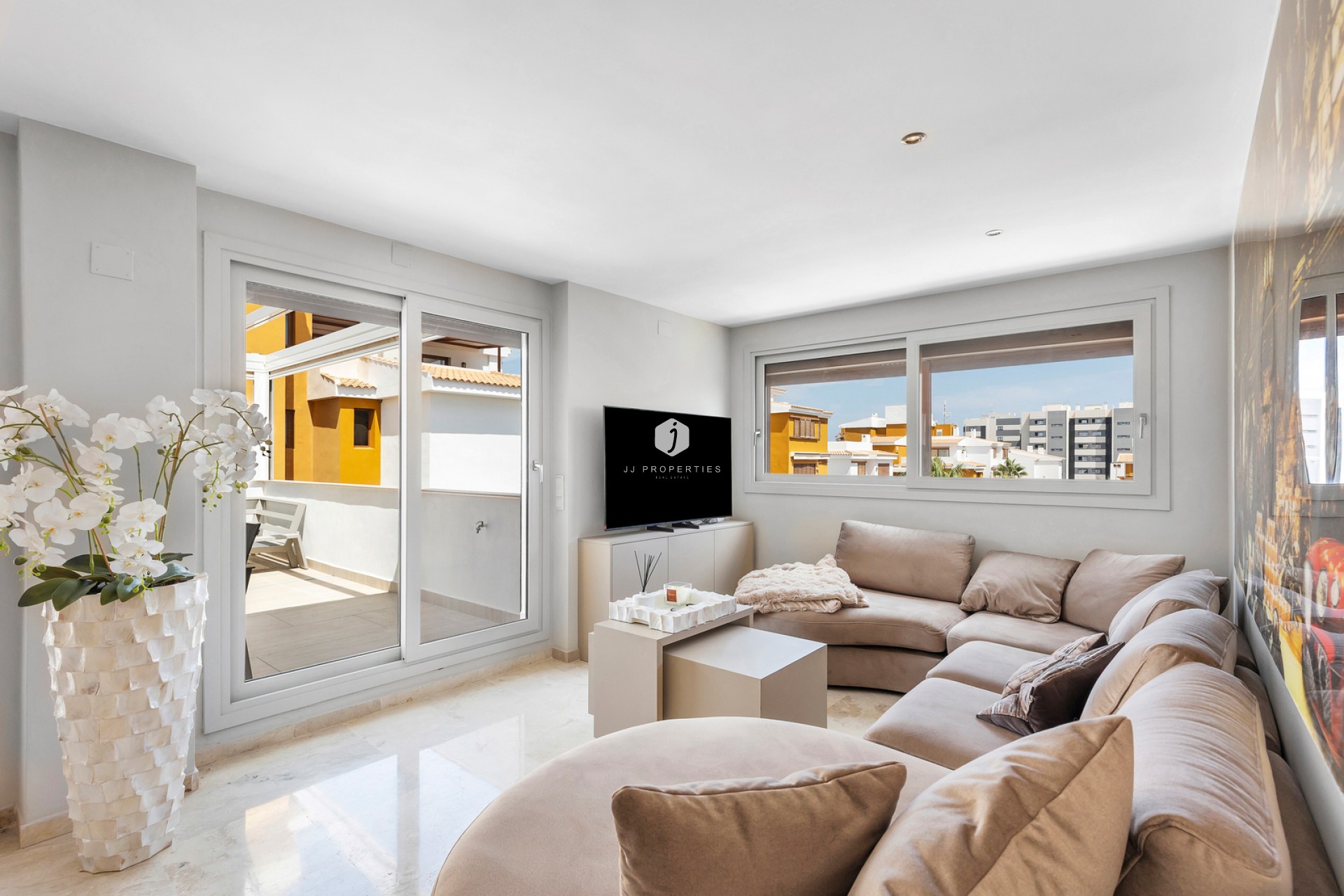 Resale - Apartment / flat -
Torrevieja - Costa Blanca