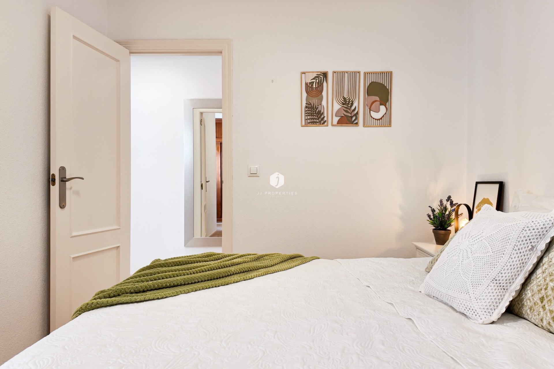 Resale - Apartment / flat -
Torrevieja - Costa Blanca