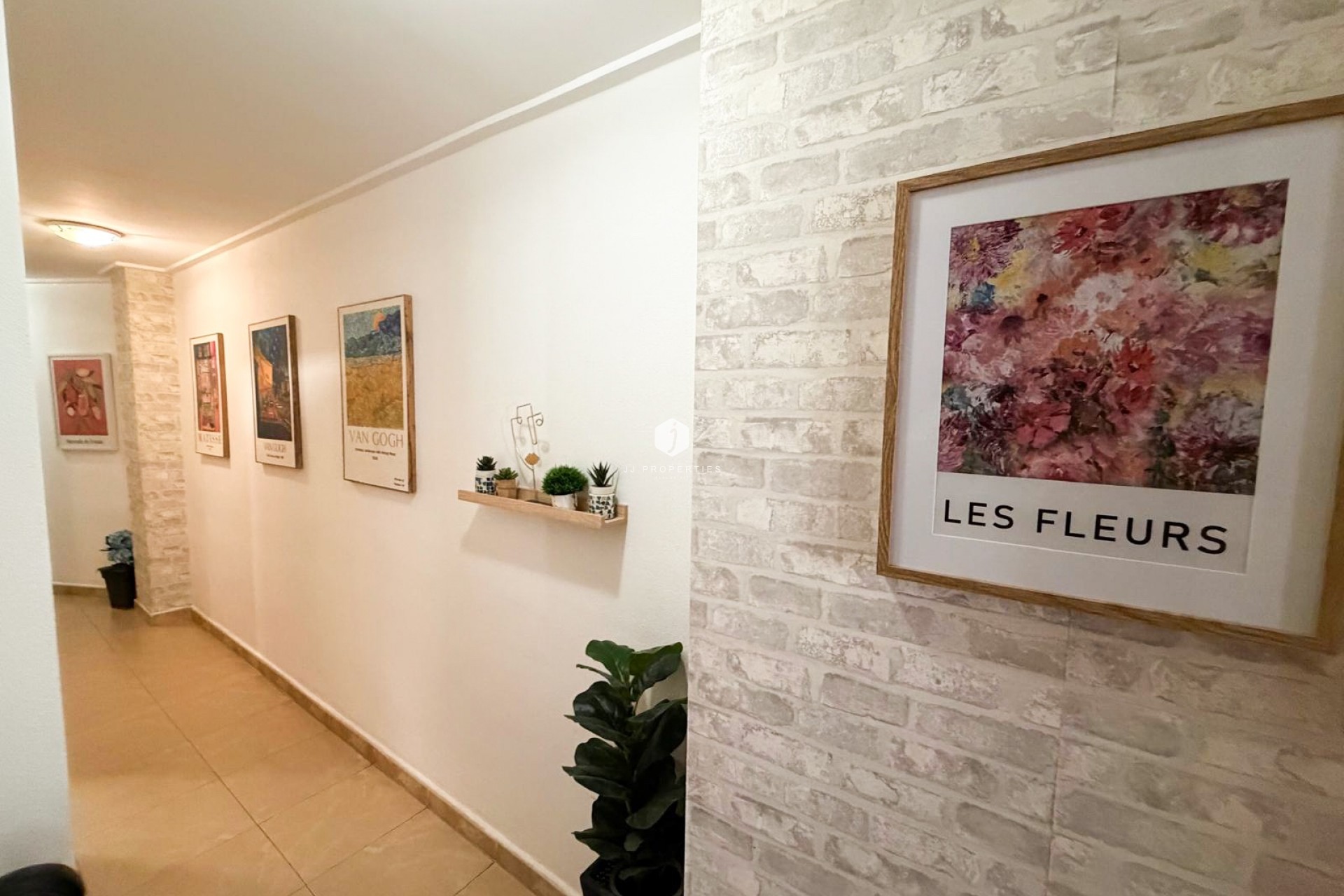 Resale - Apartment / flat -
Torrevieja - Costa Blanca