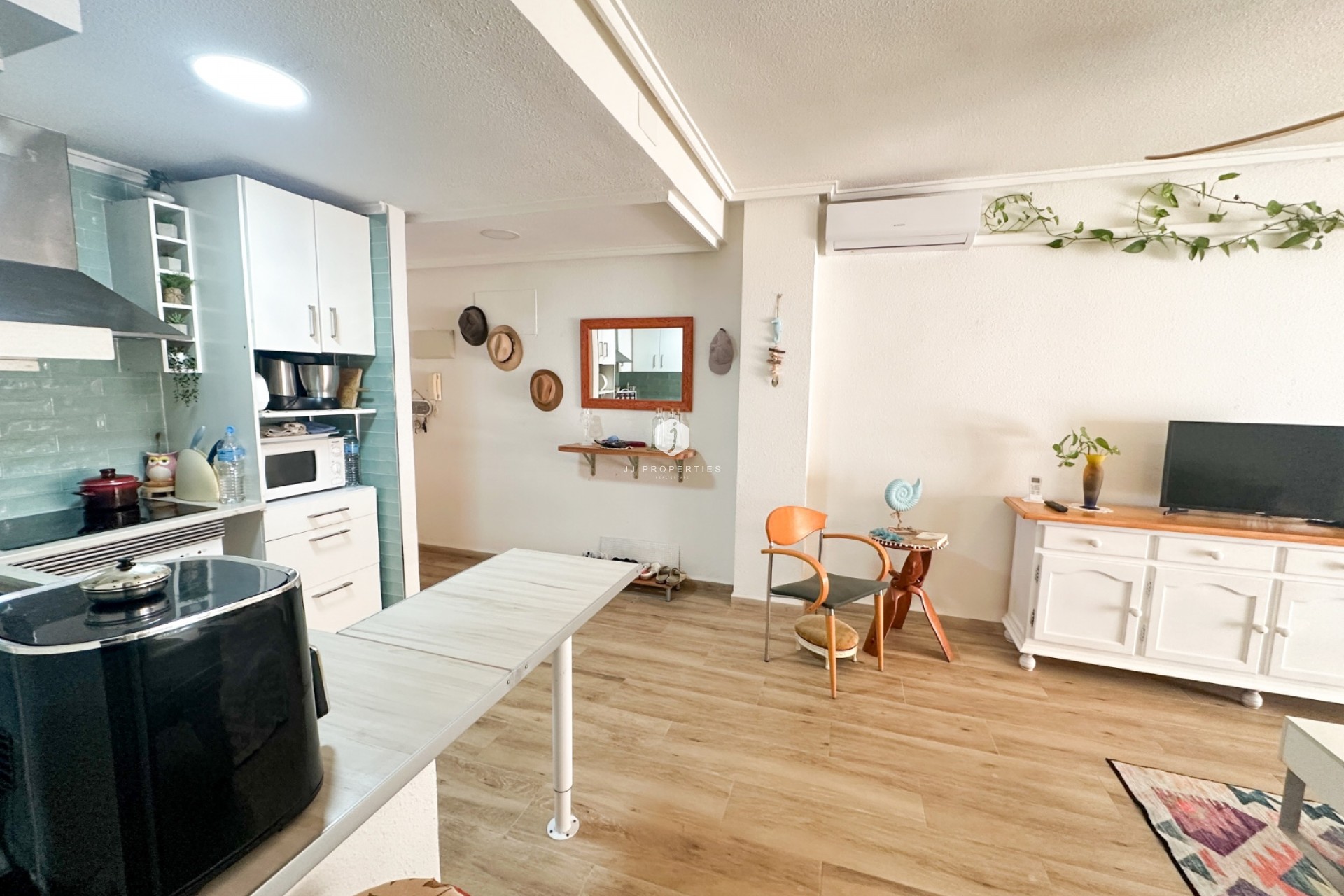 Resale - Apartment / flat -
Torrevieja - Costa Blanca