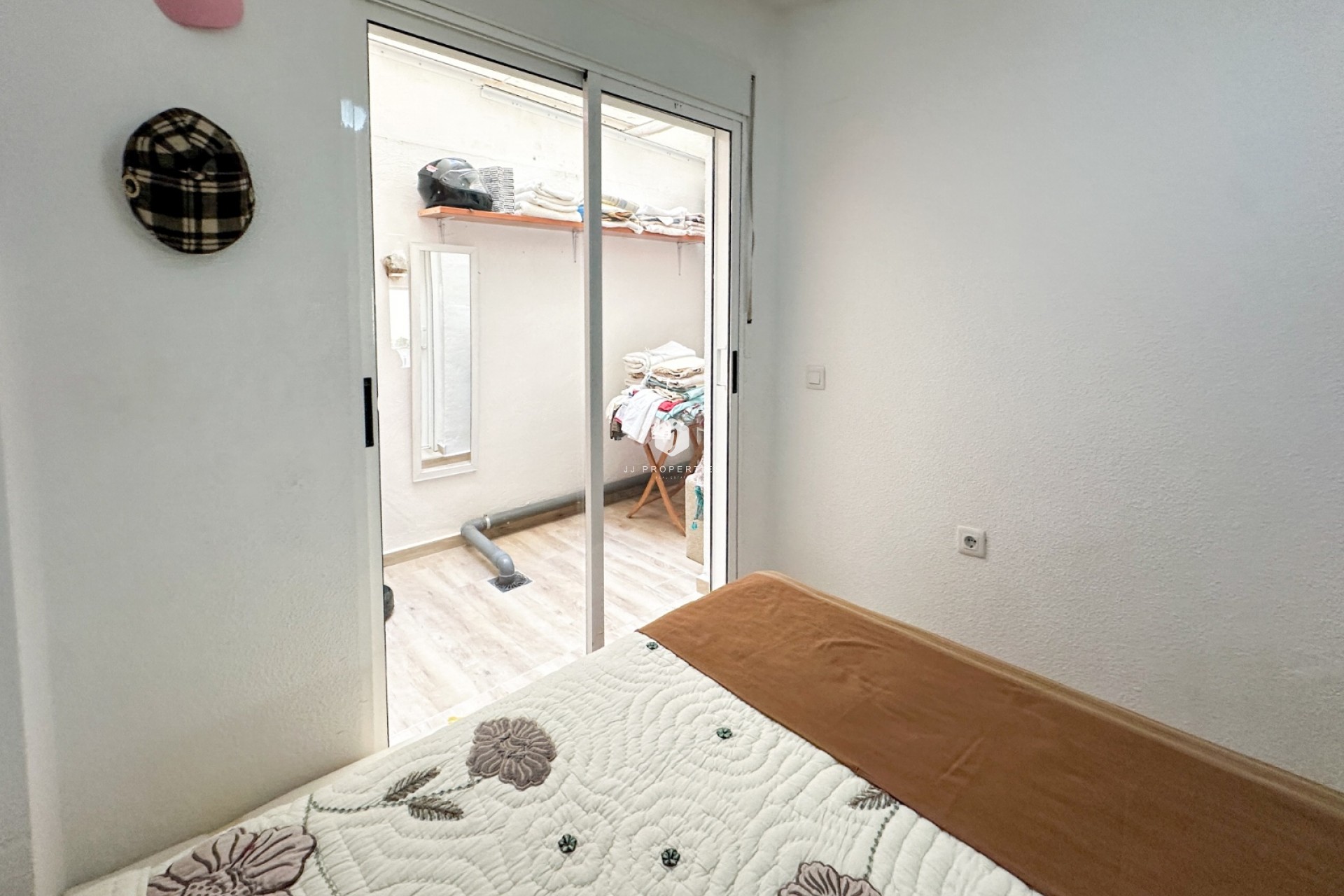 Resale - Apartment / flat -
Torrevieja - Costa Blanca