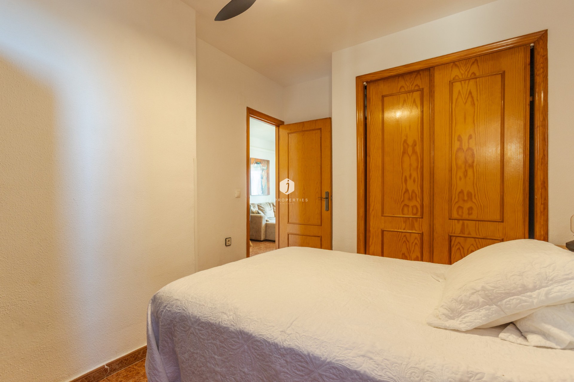 Resale - Apartment / flat -
Torrevieja - Costa Blanca