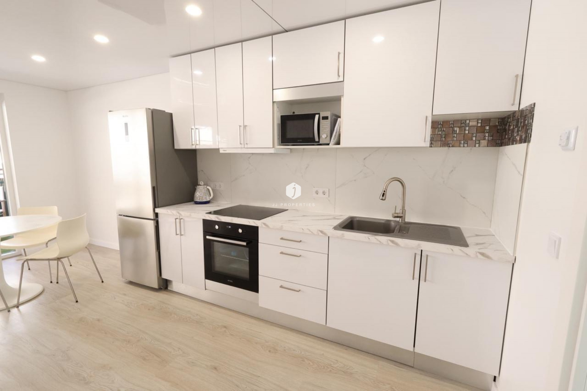 Resale - Apartment / flat -
Torrevieja - Costa Blanca