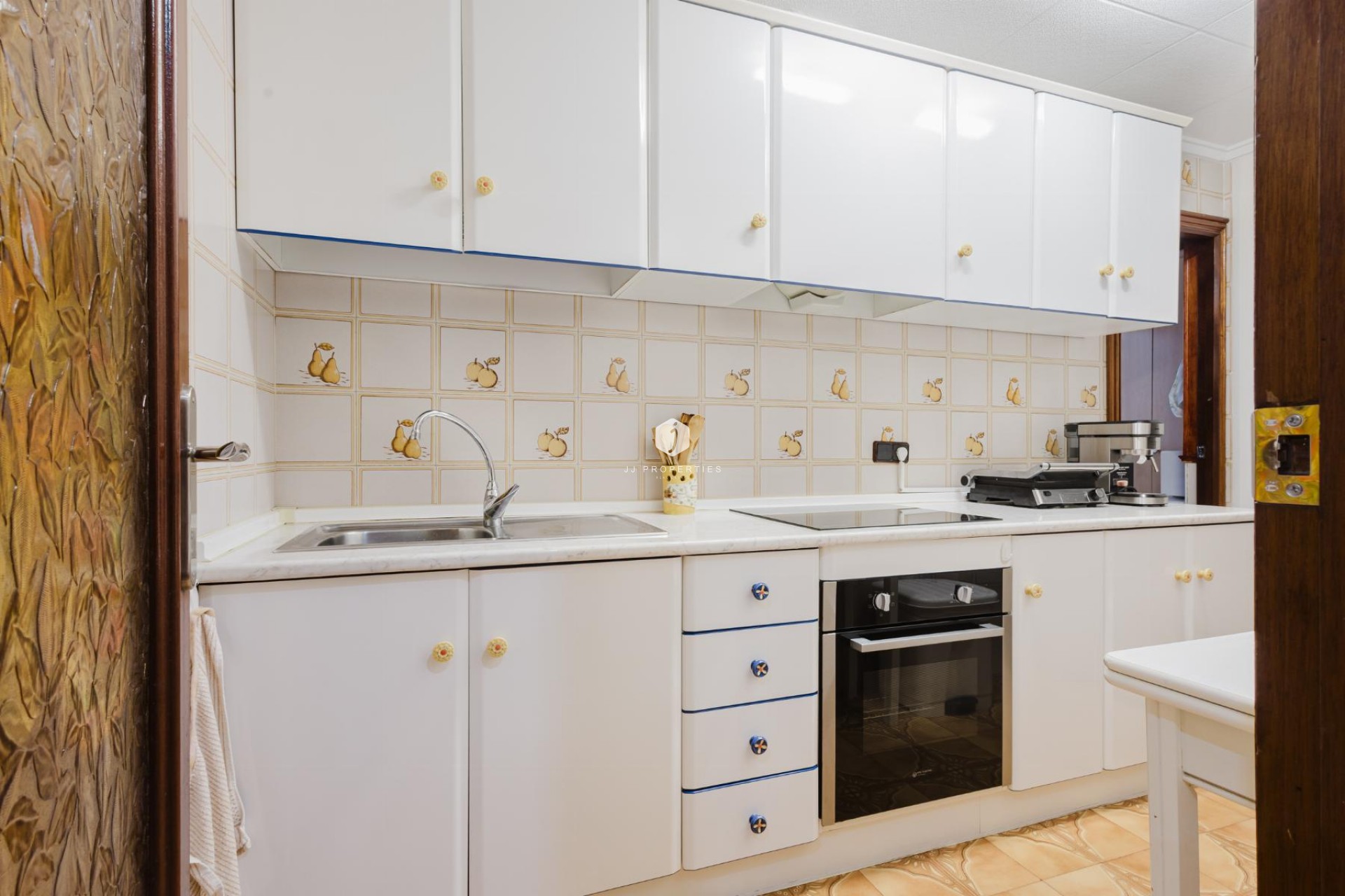 Resale - Apartment / flat -
Torrevieja - Costa Blanca