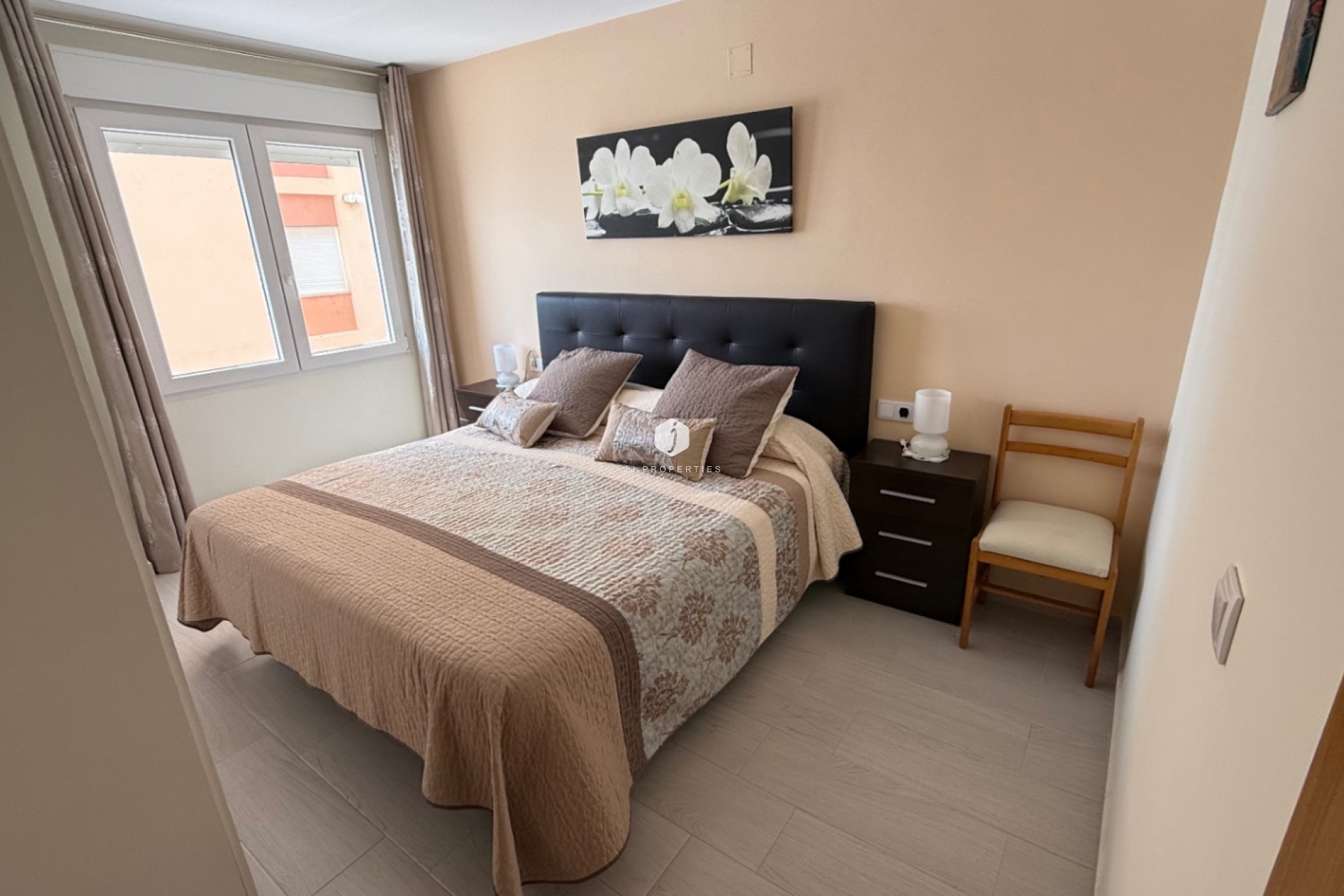 Resale - Apartment / flat -
Torrevieja - Costa Blanca