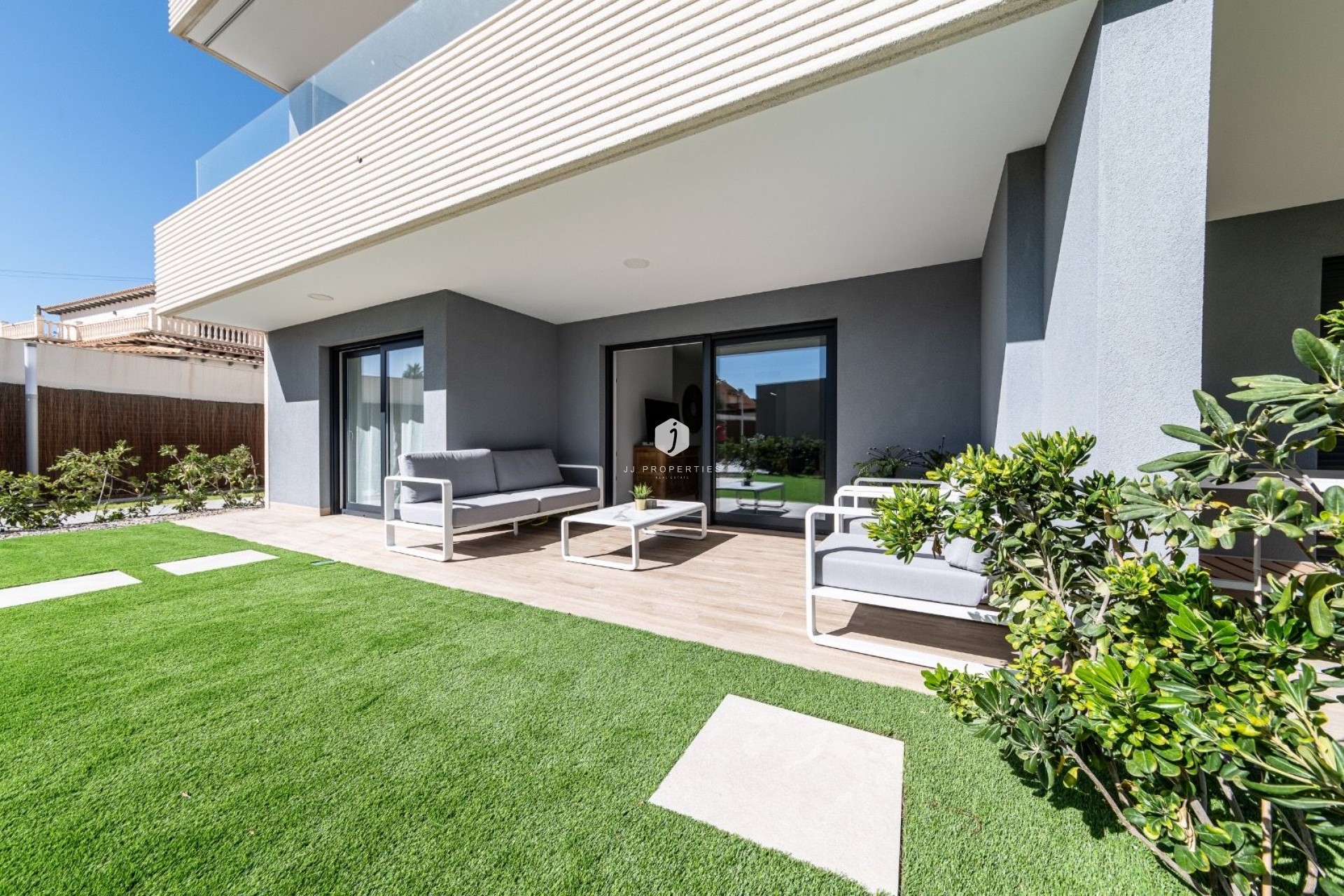 Resale - Apartment / flat -
Torrevieja - Costa Blanca