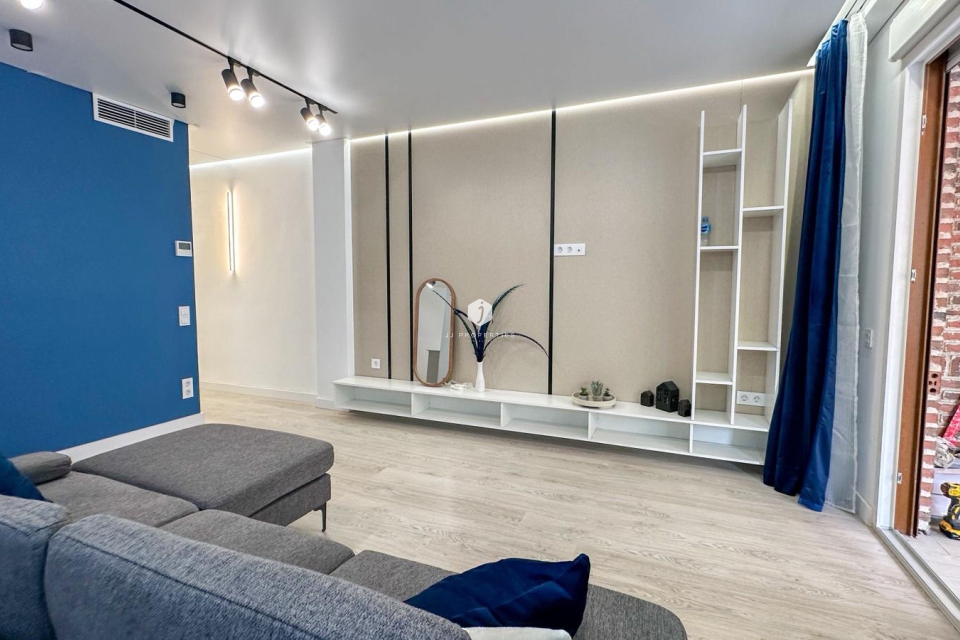 Resale - Apartment / flat -
Torrevieja - Costa Blanca