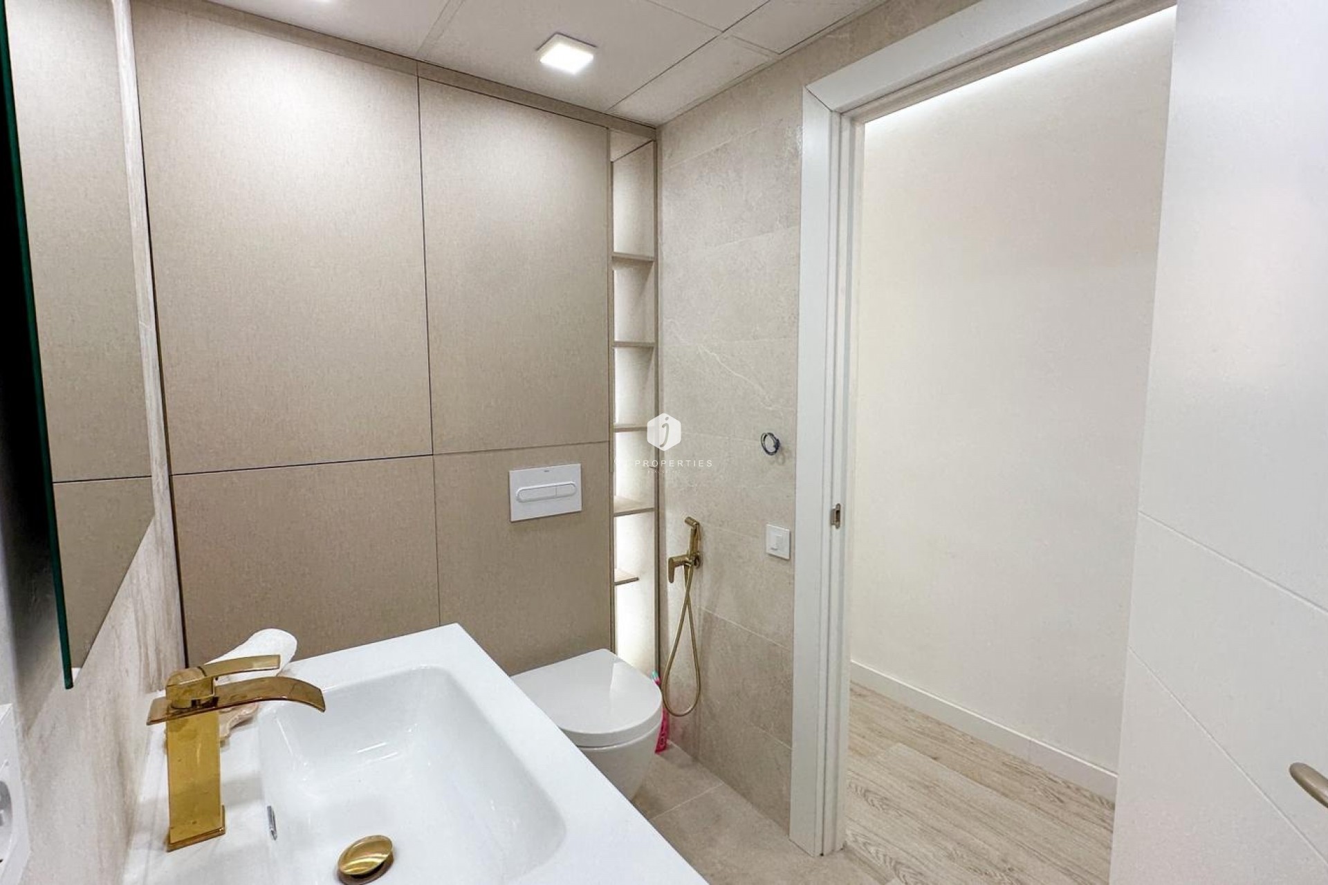 Resale - Apartment / flat -
Torrevieja - Costa Blanca