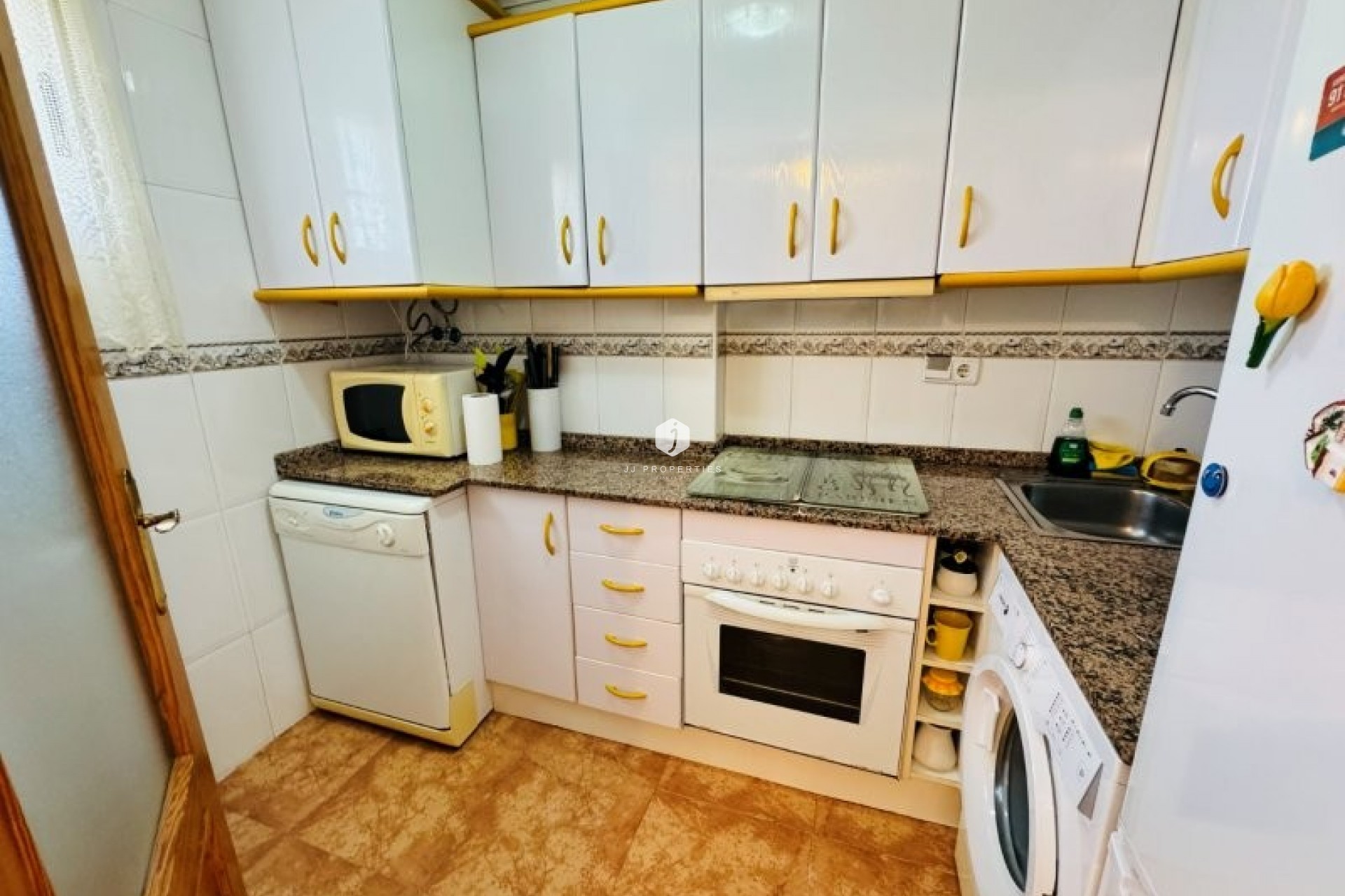 Resale - Apartment / flat -
Torrevieja - Costa Blanca