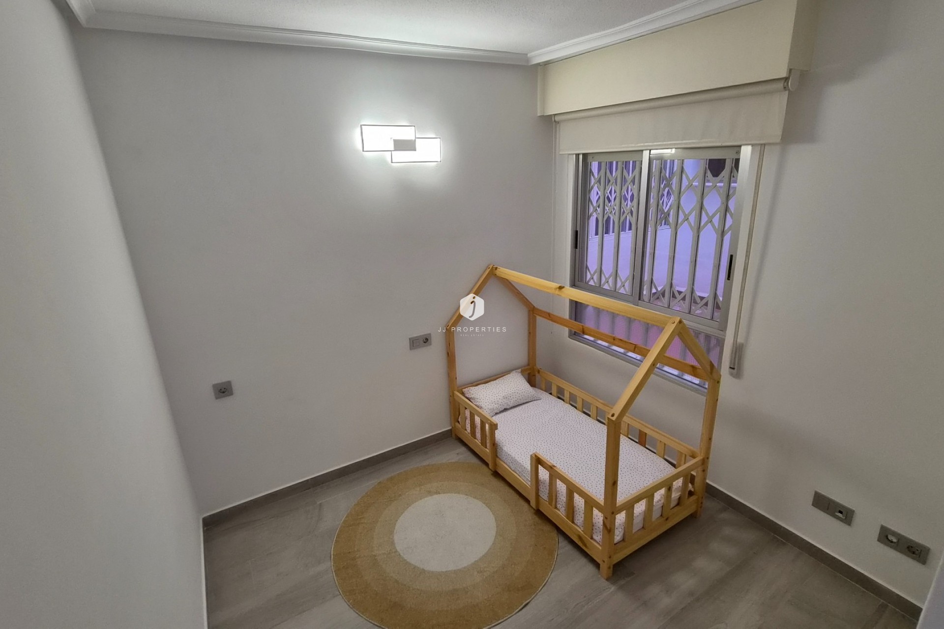 Resale - Apartment / flat -
Torrevieja - Costa Blanca