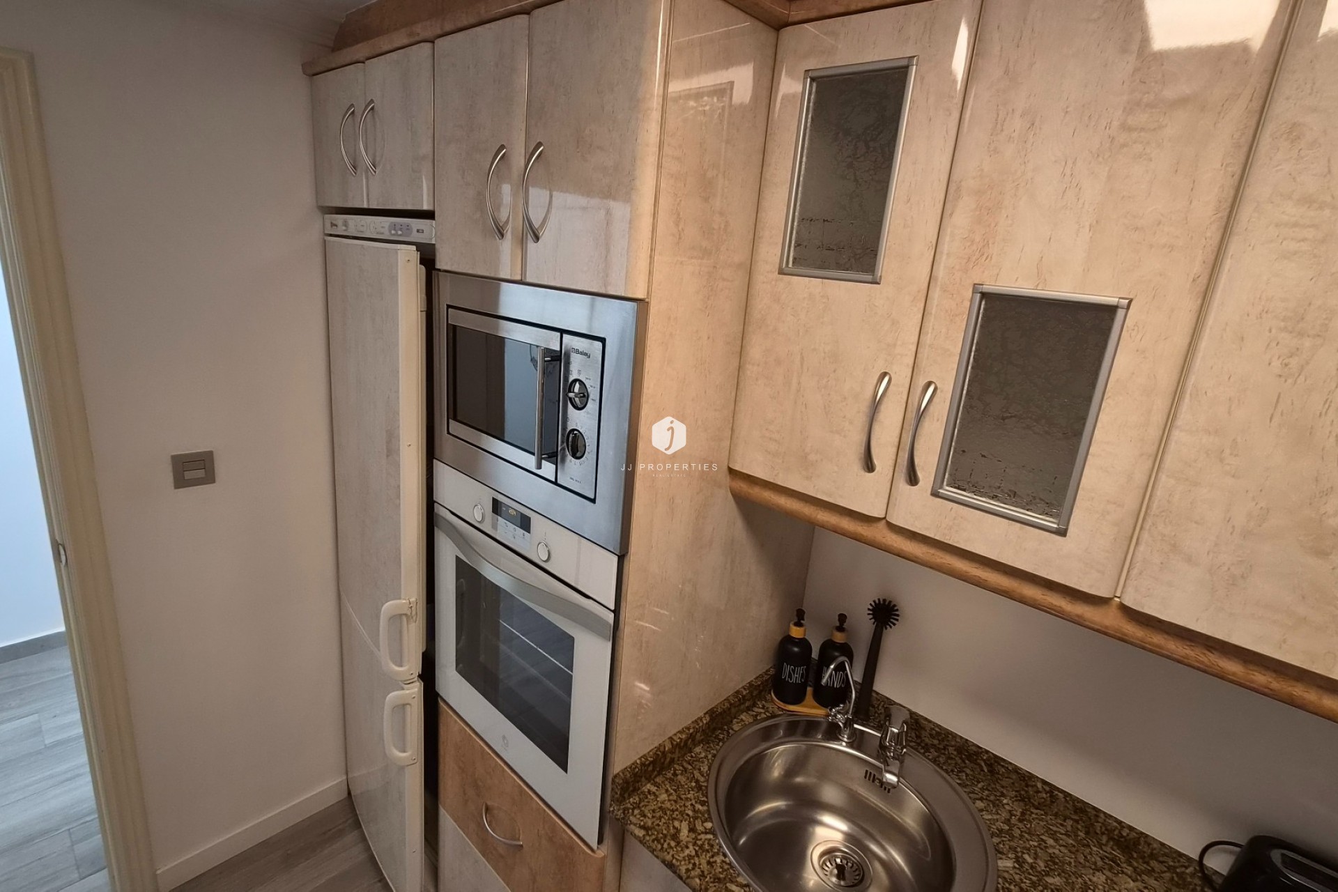 Resale - Apartment / flat -
Torrevieja - Costa Blanca