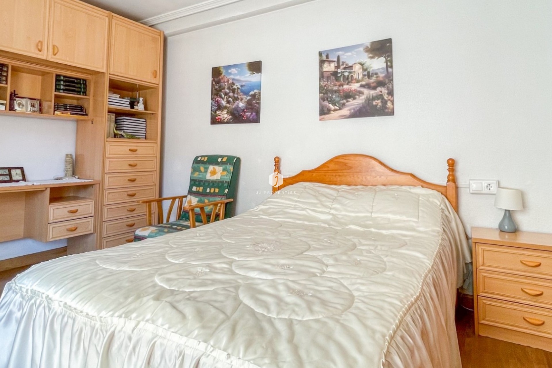 Resale - Apartment / flat -
Torrevieja - Costa Blanca