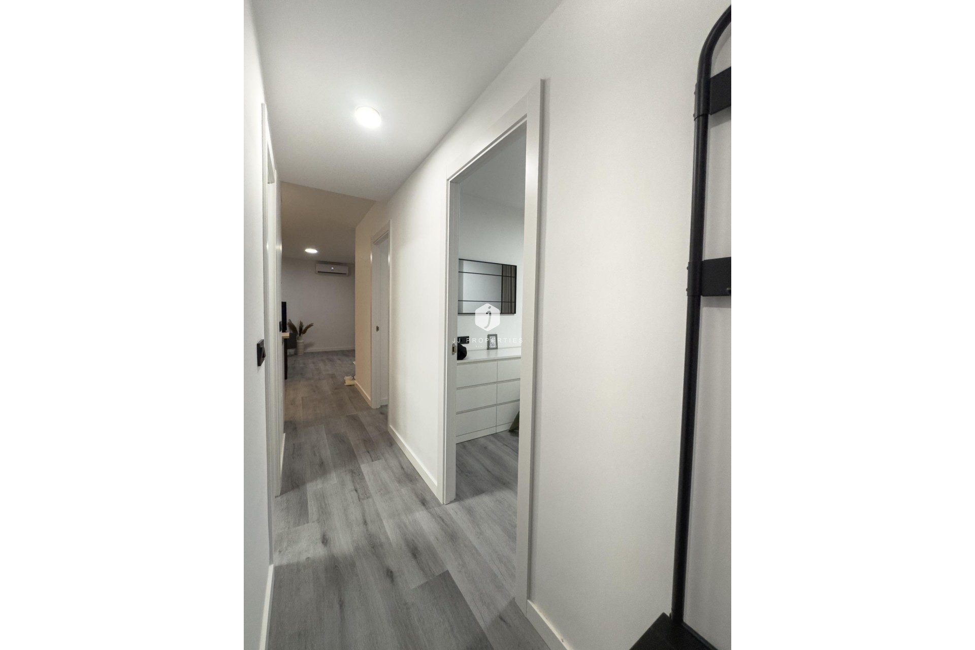 Resale - Apartment / flat -
Torrevieja - Curva Del Palangre