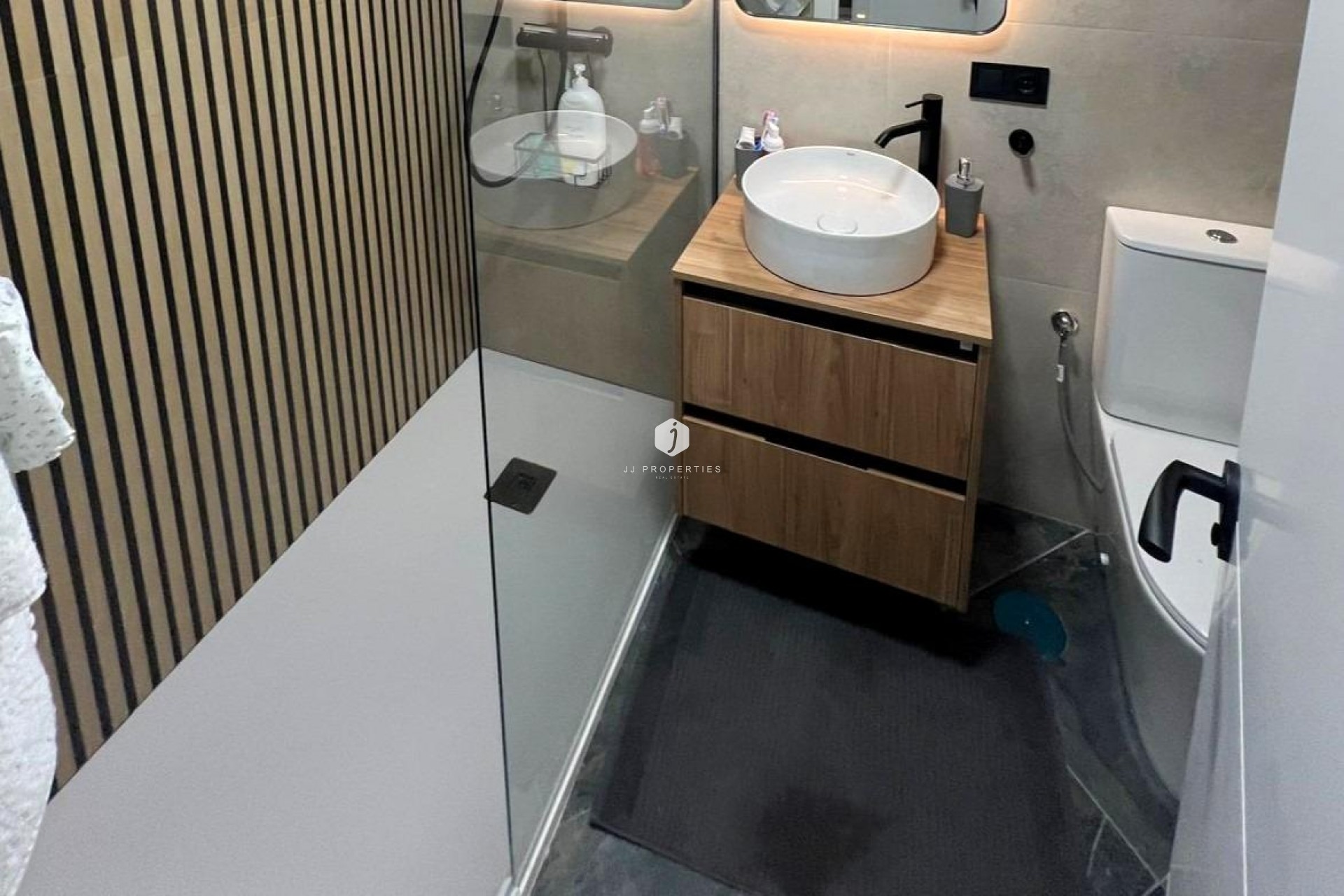 Resale - Apartment / flat -
Torrevieja - Curva Del Palangre