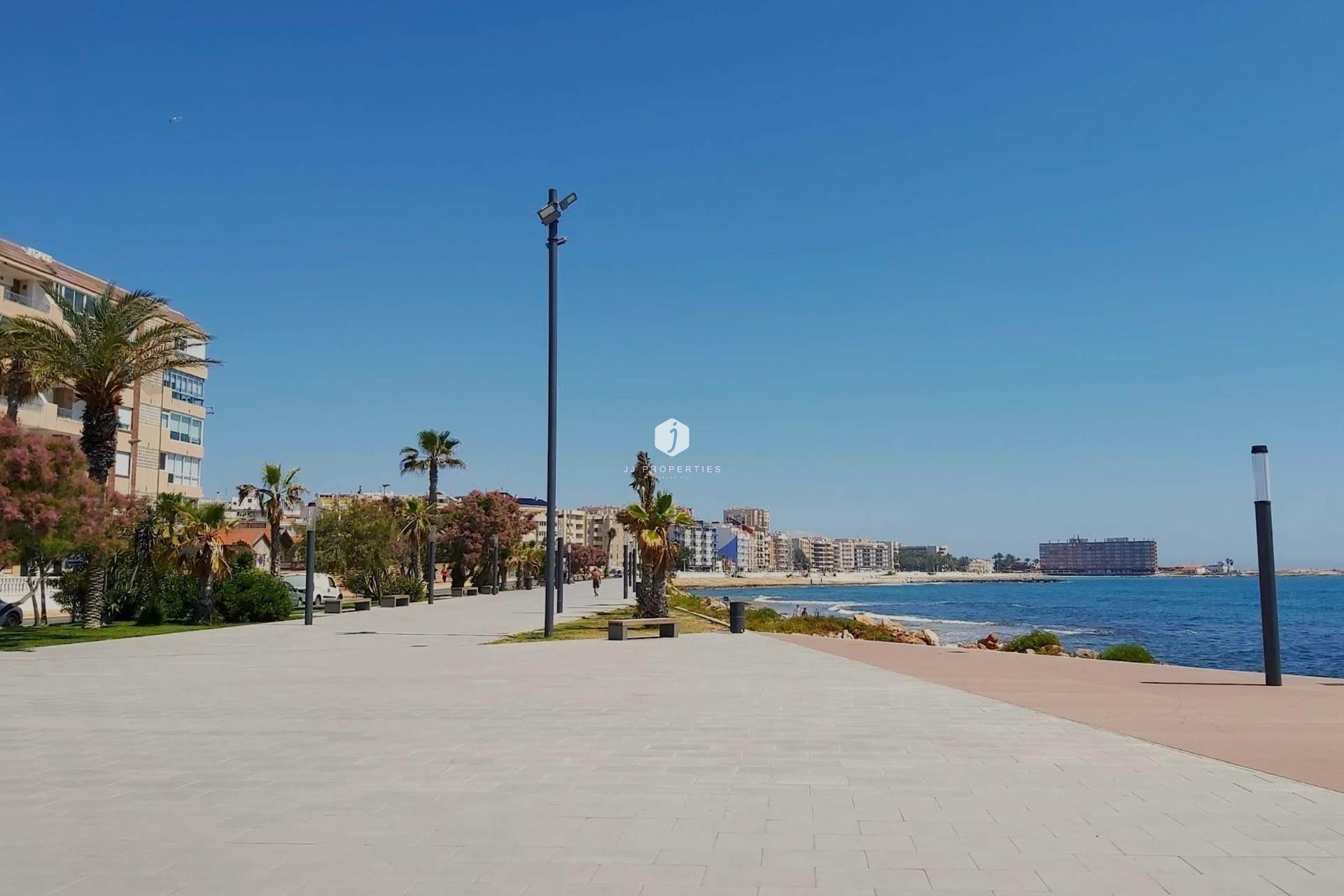 Resale - Apartment / flat -
Torrevieja - Curva Del Palangre