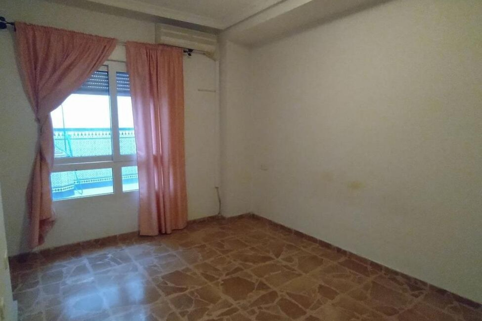 Resale - Apartment / flat -
Torrevieja - DOWNTOWN