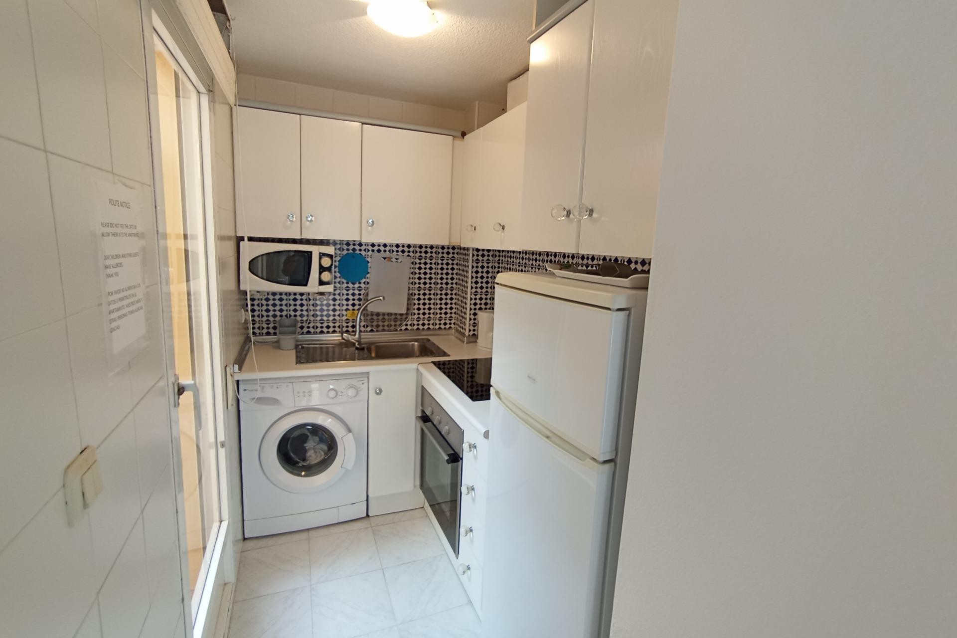 Resale - Apartment / flat -
Torrevieja - El Limonar