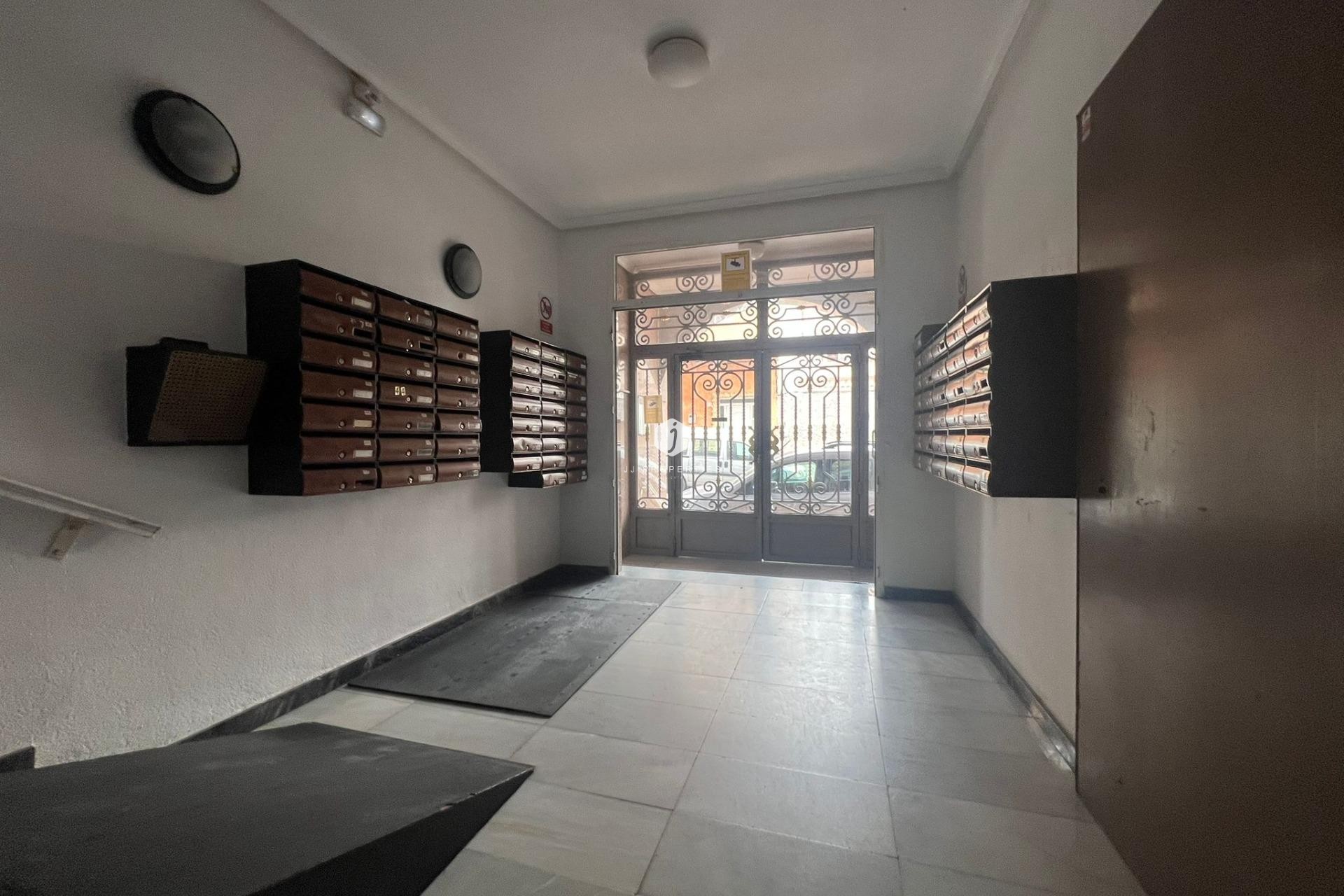 Resale - Apartment / flat -
Torrevieja - El molino