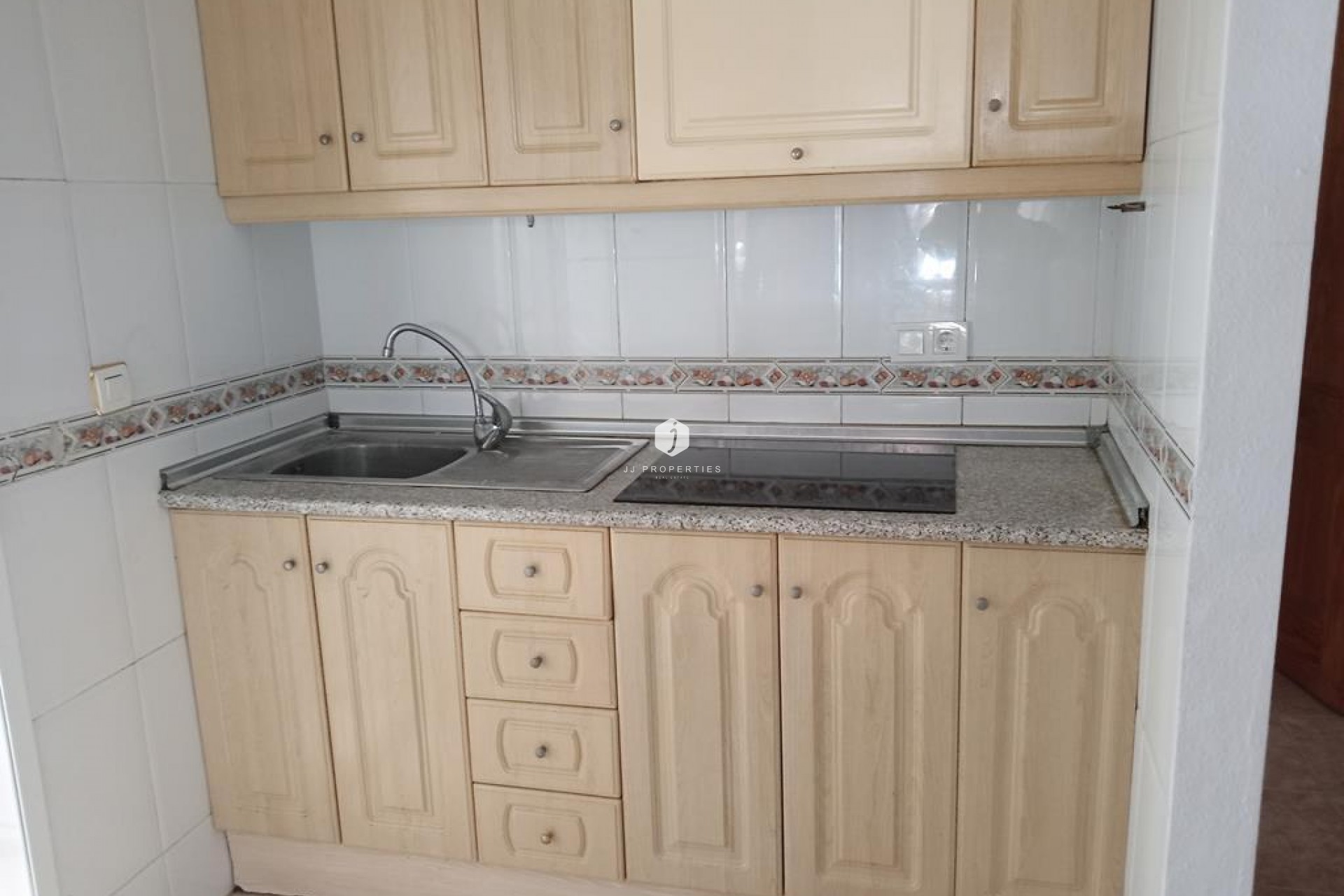 Resale - Apartment / flat -
Torrevieja - El molino