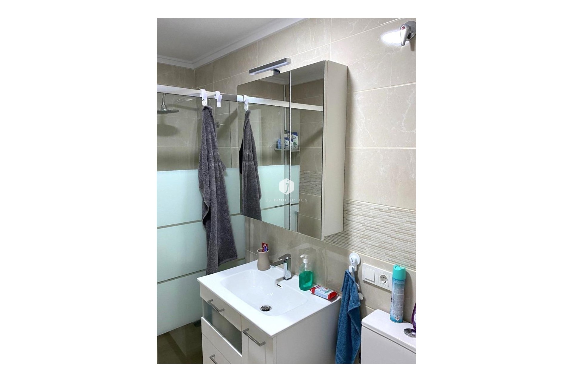 Resale - Apartment / flat -
Torrevieja - El molino