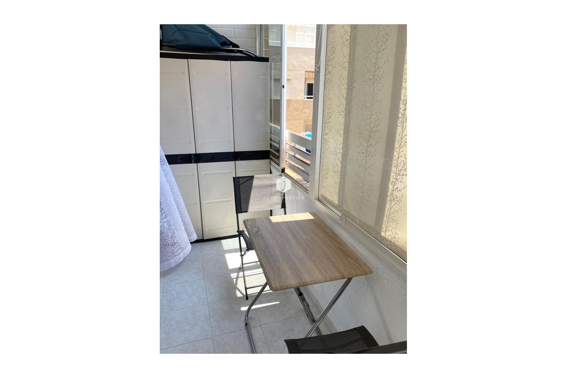 Resale - Apartment / flat -
Torrevieja - El molino