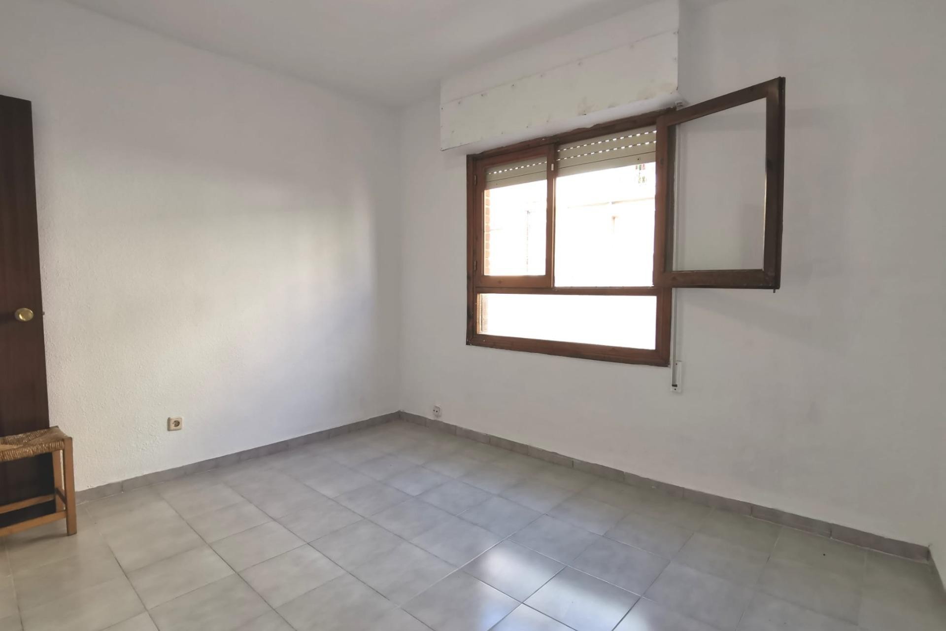 Resale - Apartment / flat -
Torrevieja - Estacion de autobuses