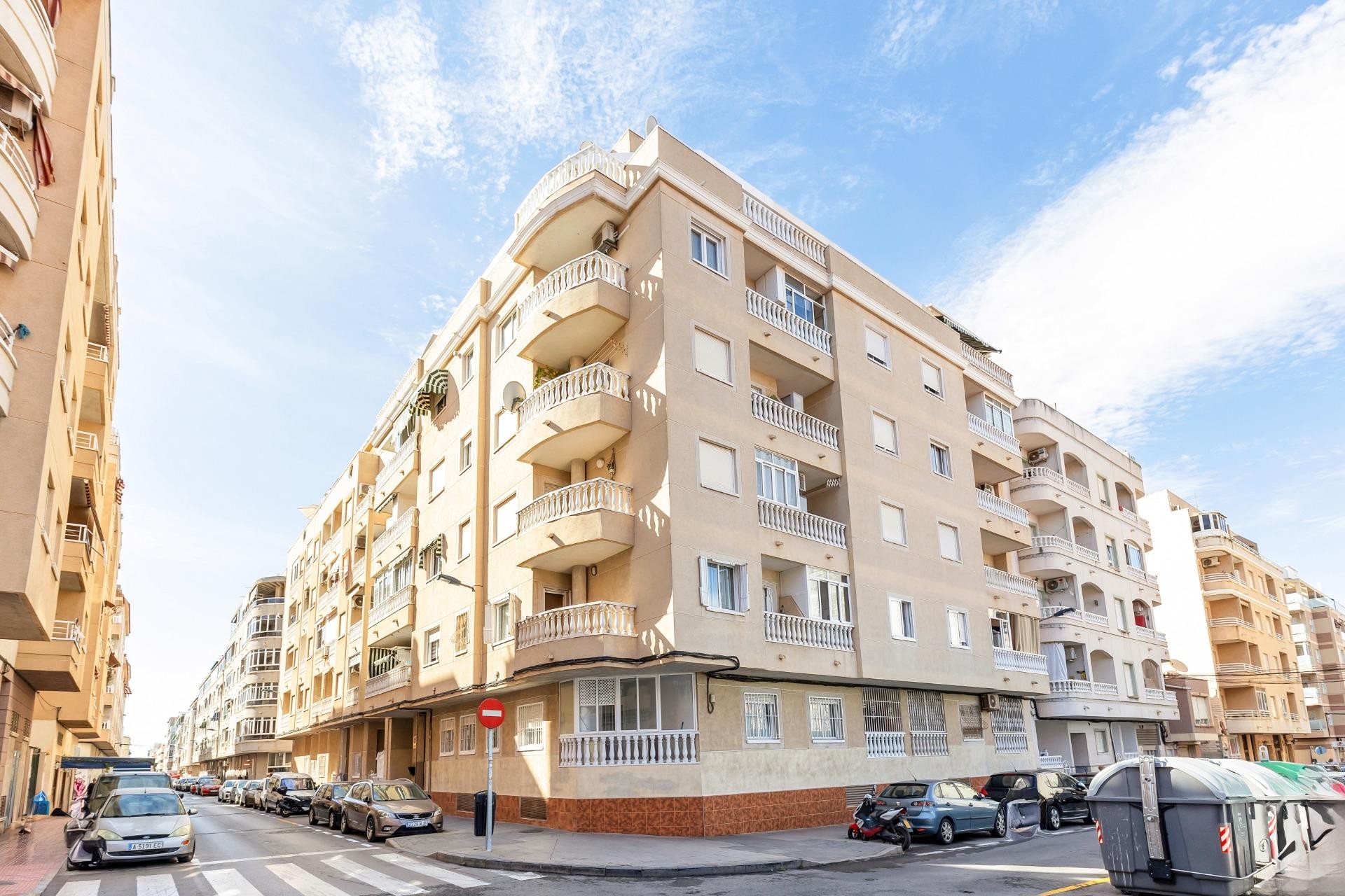 Resale - Apartment / flat -
Torrevieja - Estacion de autobuses