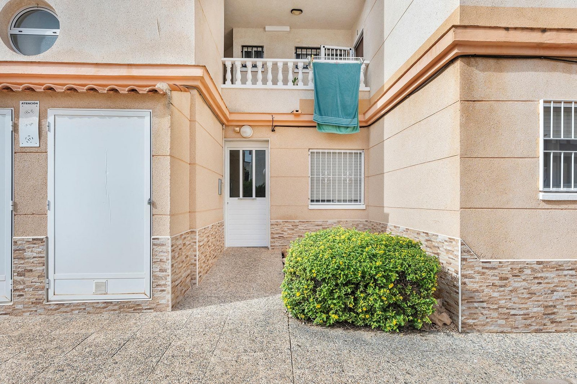 Resale - Apartment / flat -
Torrevieja - Estacion de autobuses