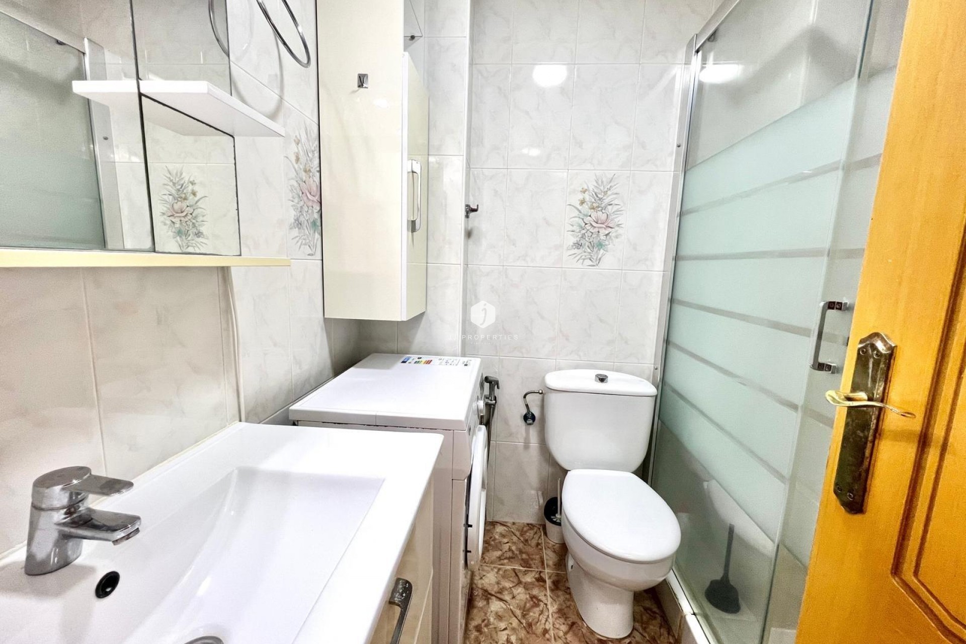 Resale - Apartment / flat -
Torrevieja - Estacion de autobuses