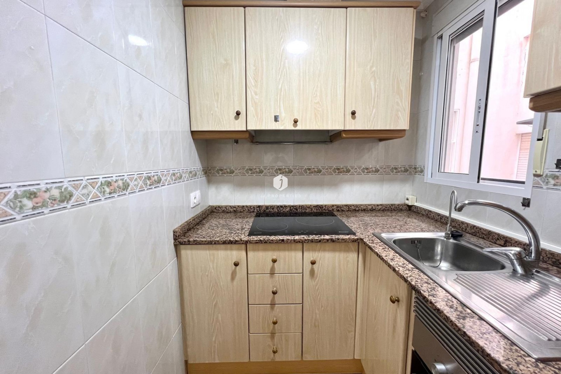 Resale - Apartment / flat -
Torrevieja - Estacion de autobuses
