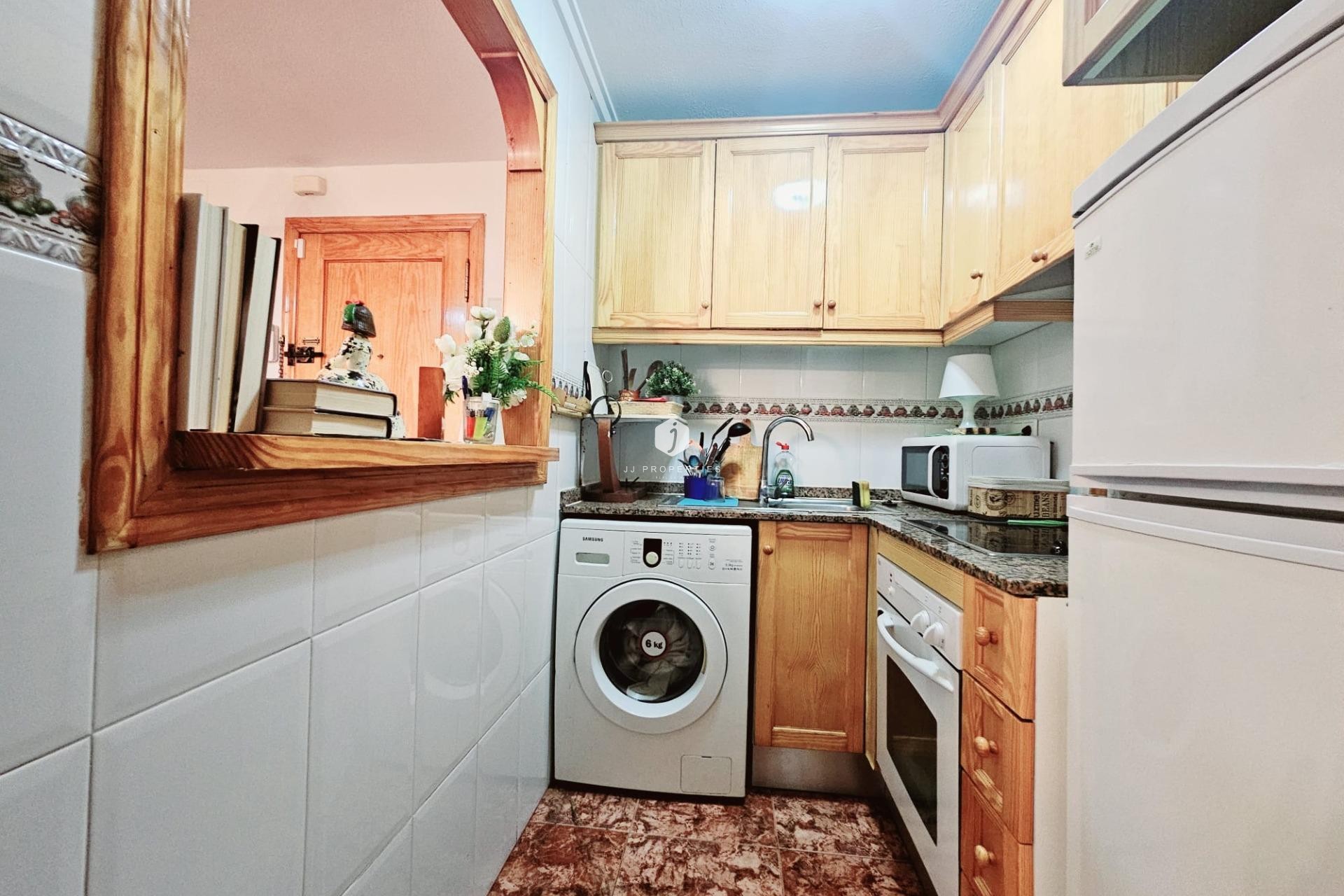 Resale - Apartment / flat -
Torrevieja - Estacion de autobuses