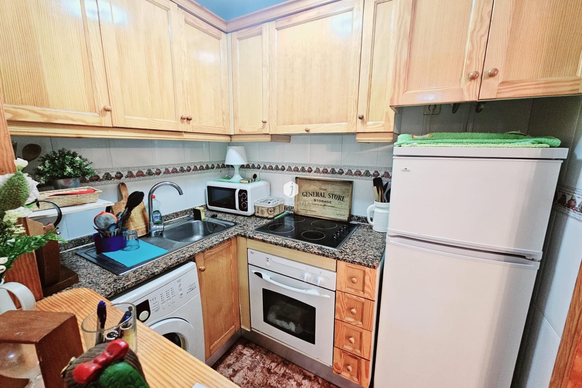 Resale - Apartment / flat -
Torrevieja - Estacion de autobuses