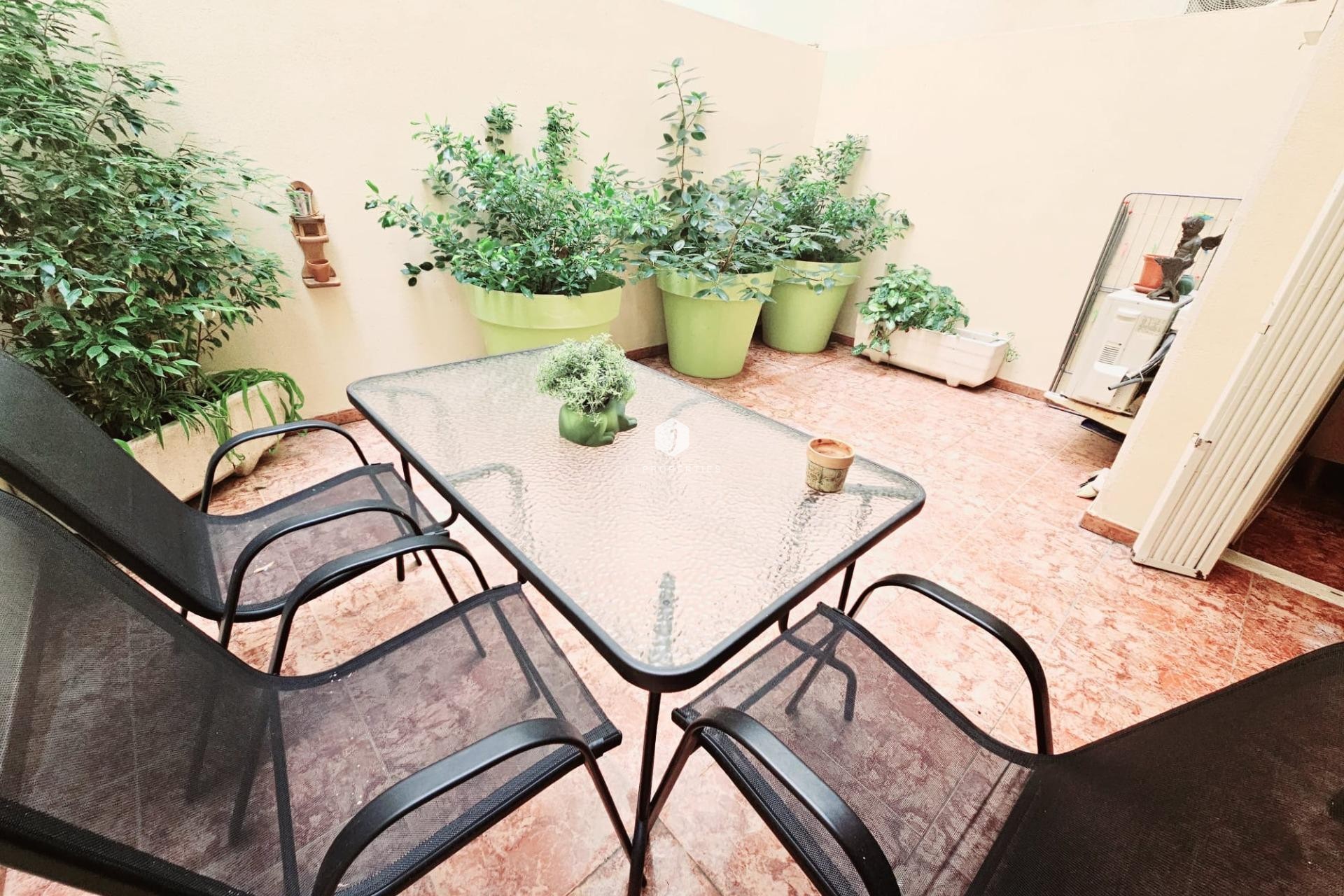 Resale - Apartment / flat -
Torrevieja - Estacion de autobuses