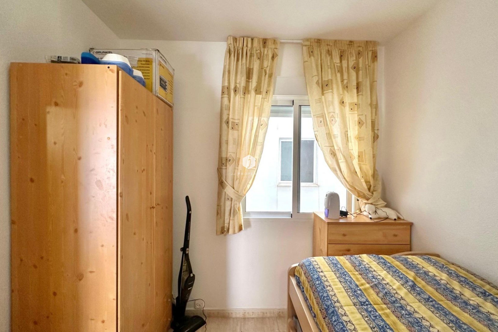 Resale - Apartment / flat -
Torrevieja - Estacion de autobuses