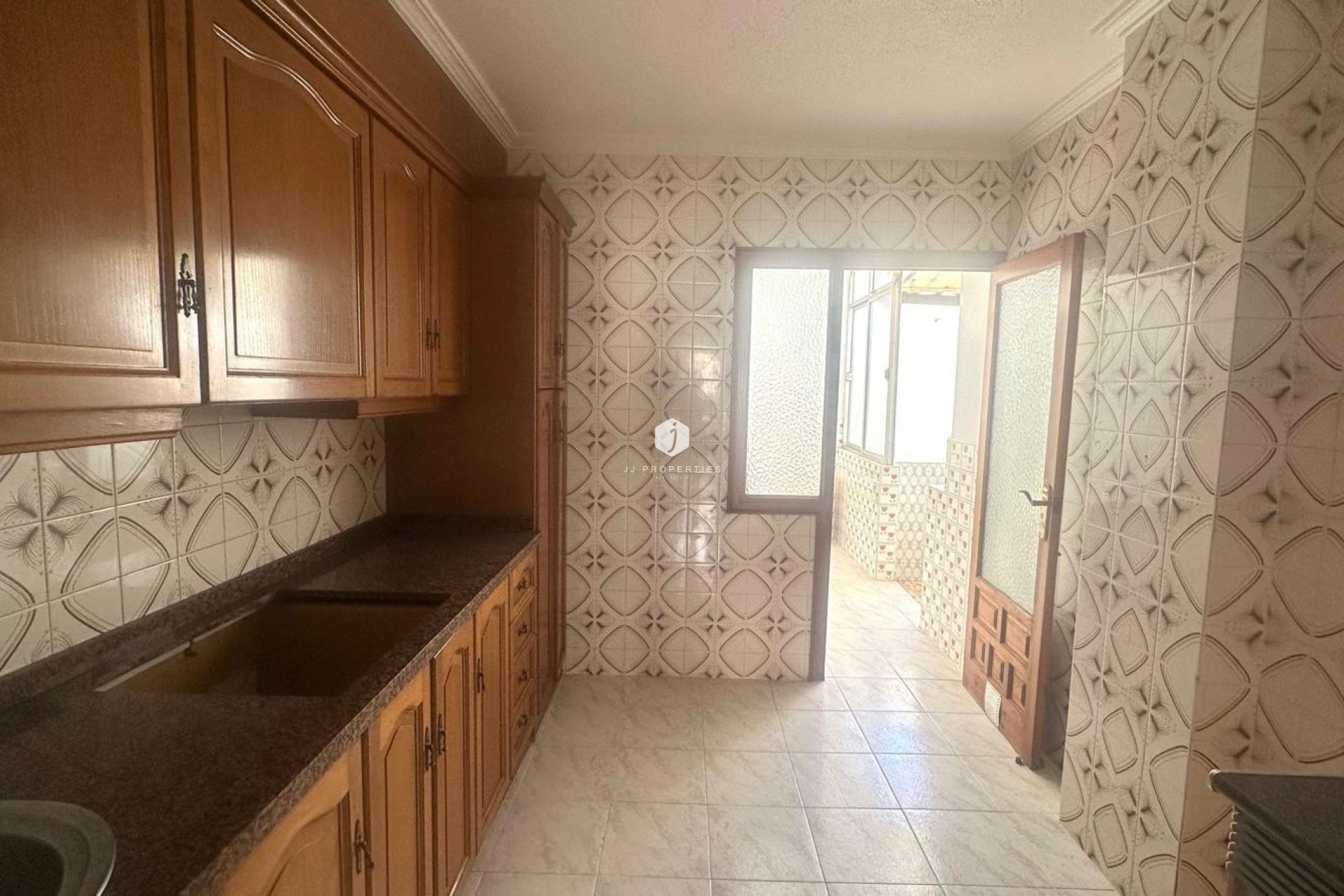 Resale - Apartment / flat -
Torrevieja - Estacion de autobuses