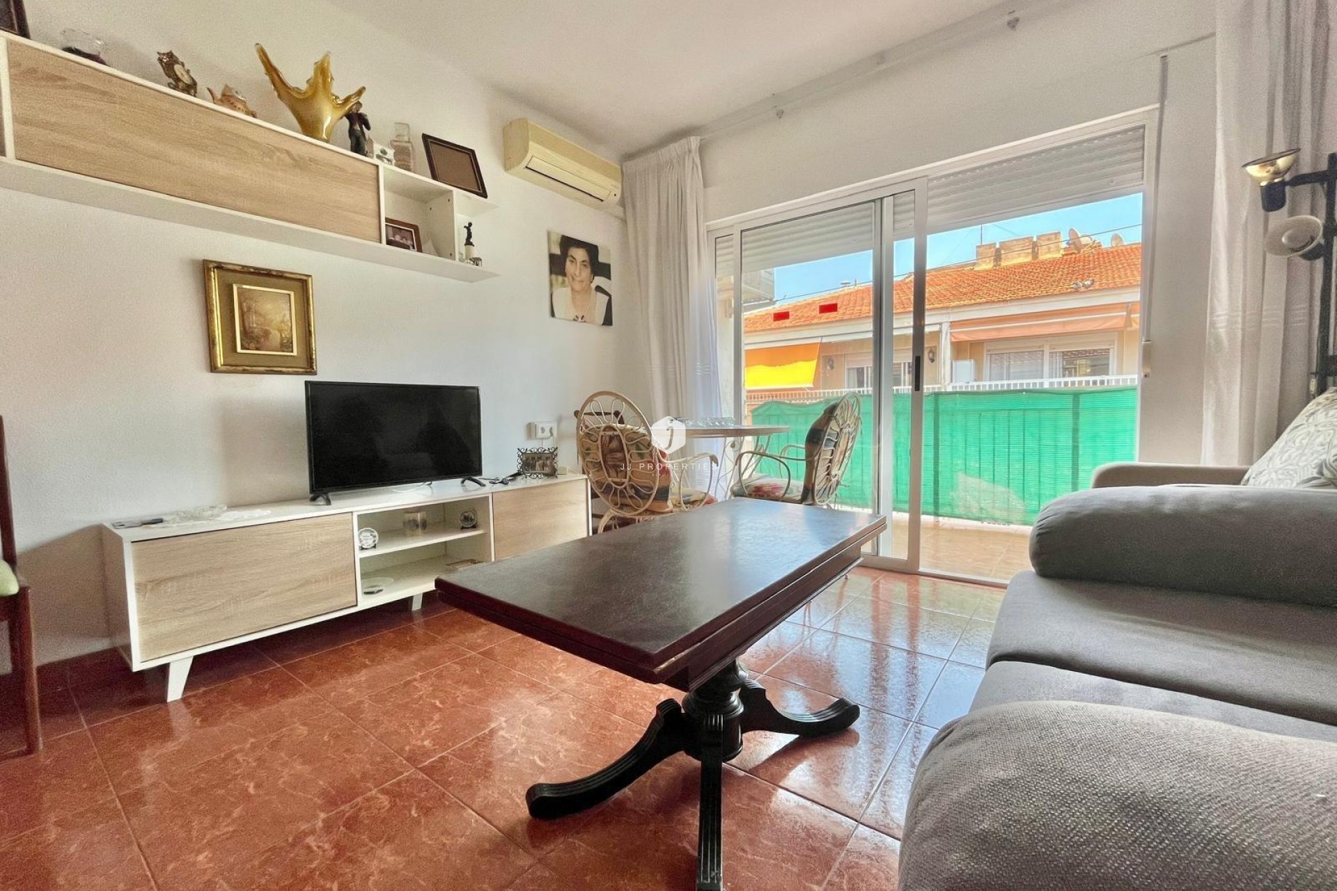Resale - Apartment / flat -
Torrevieja - Estacion de autobuses