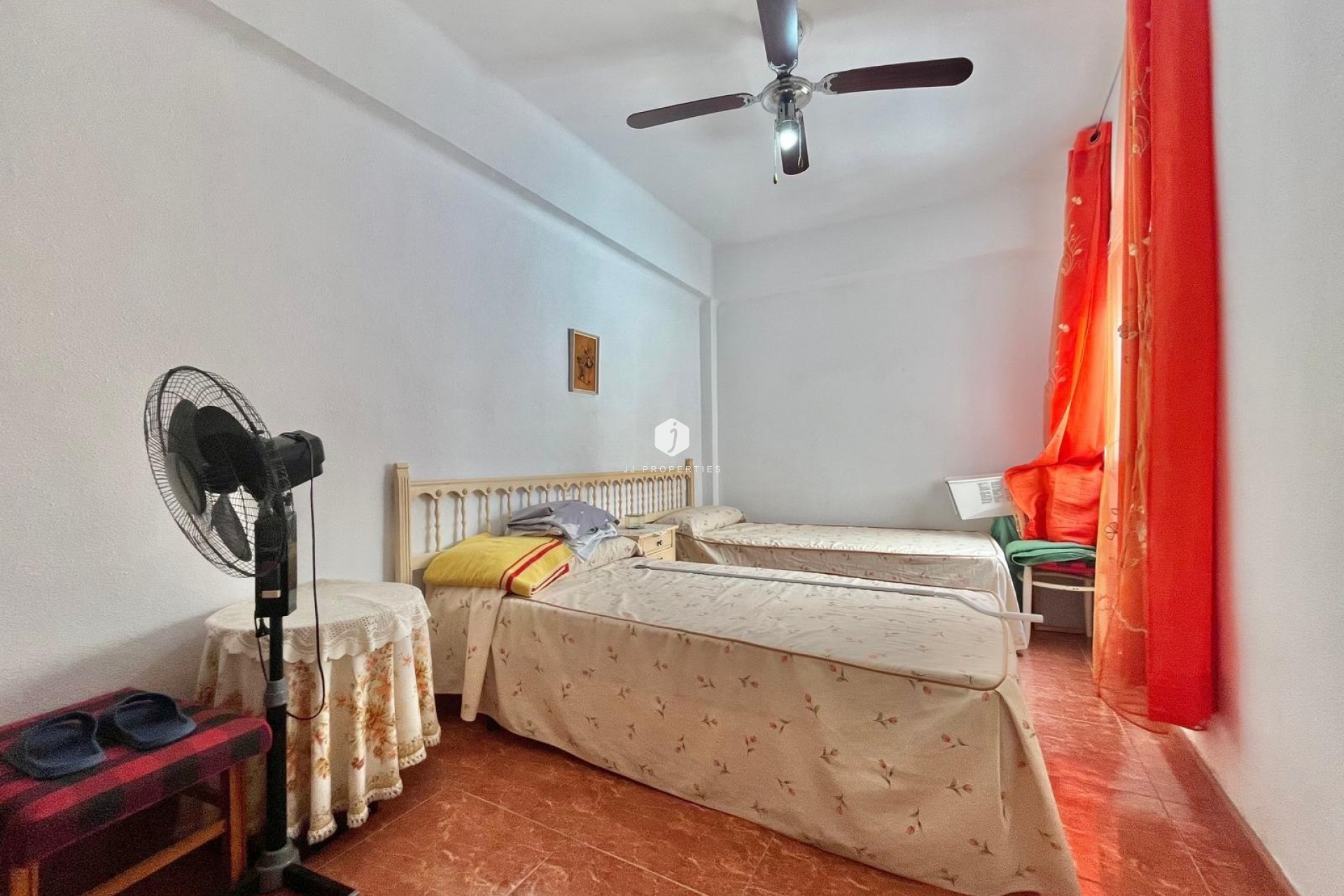 Resale - Apartment / flat -
Torrevieja - Estacion de autobuses