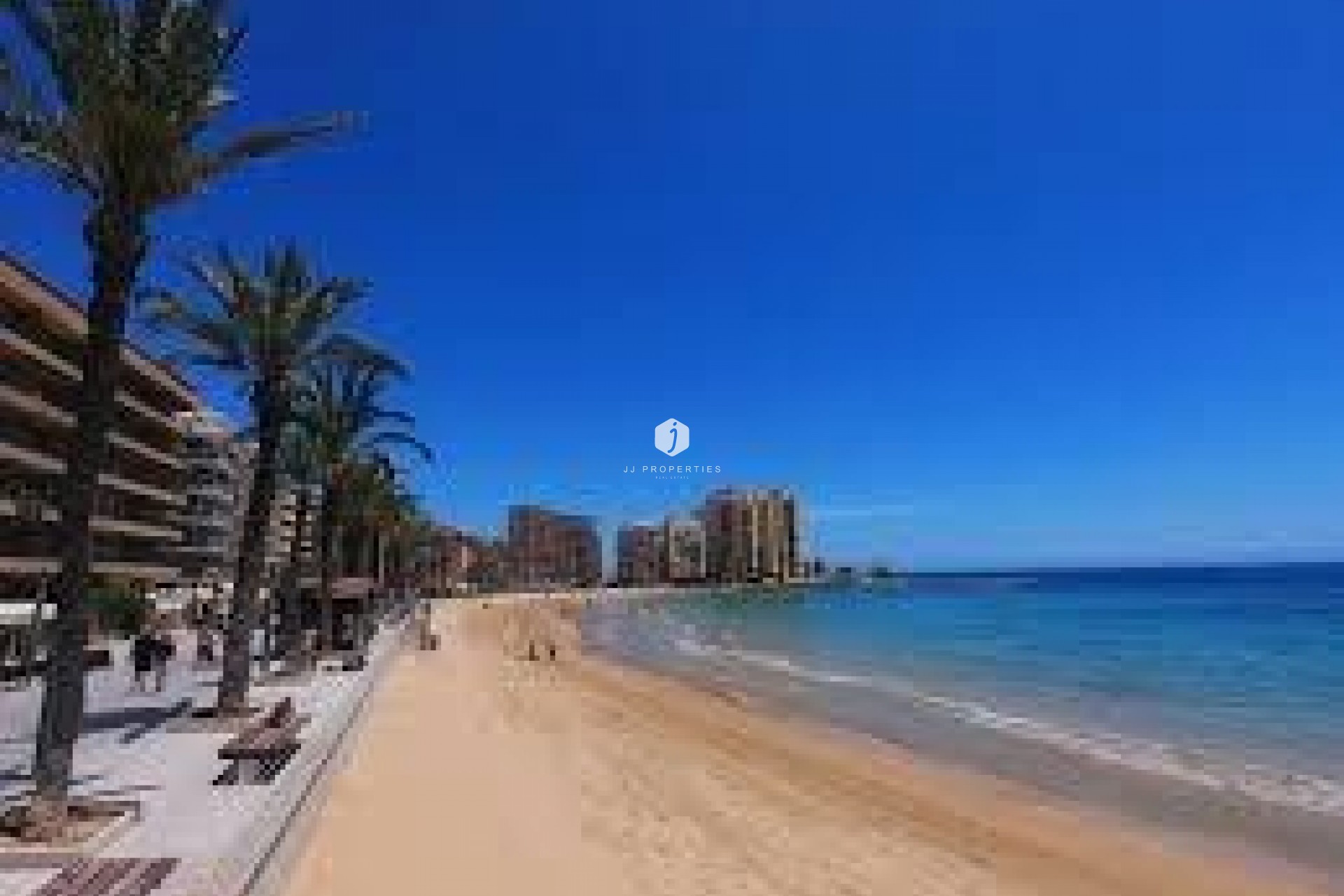 Resale - Apartment / flat -
Torrevieja - Estacion de autobuses