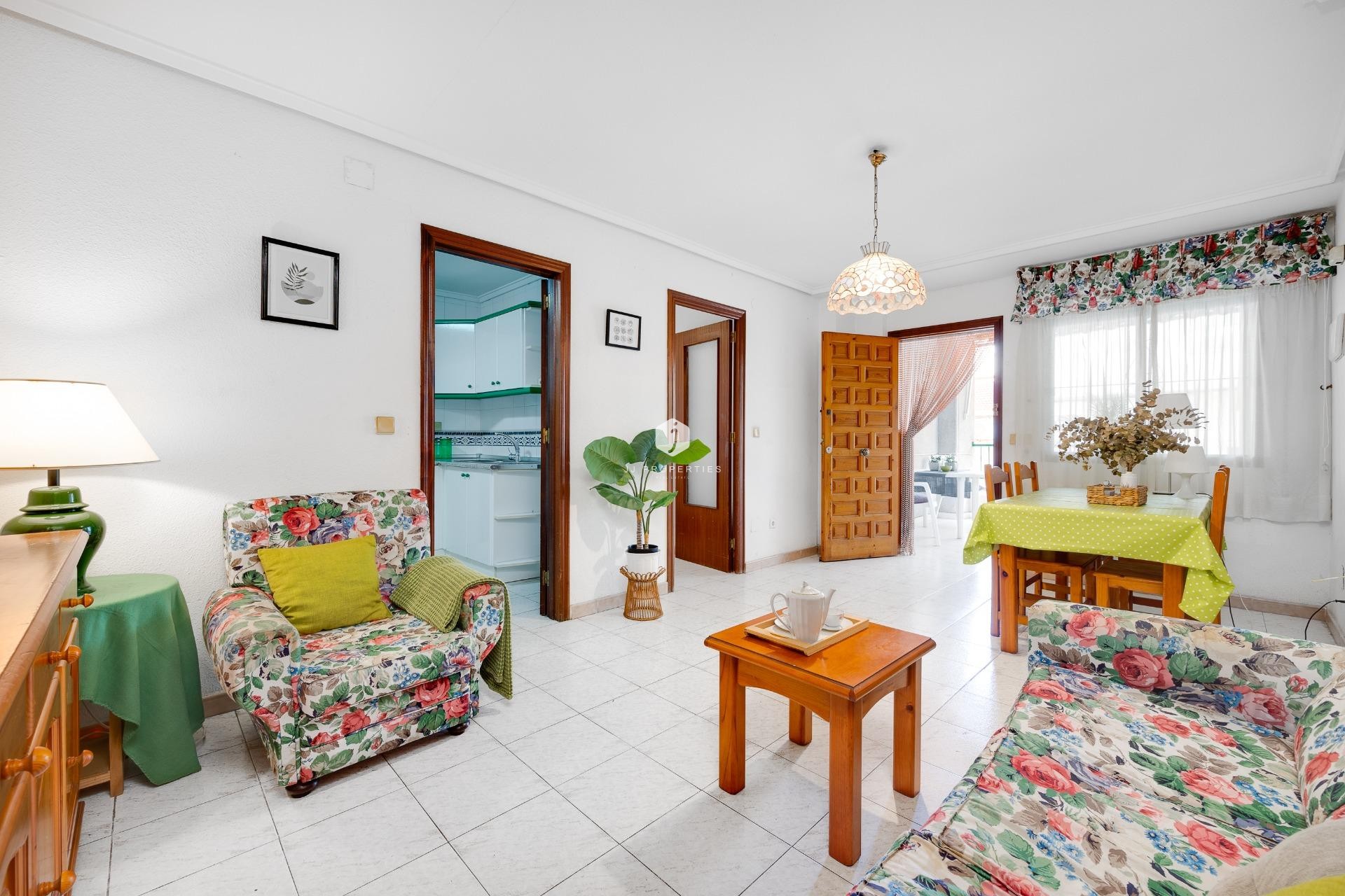 Resale - Apartment / flat -
Torrevieja - Estacion de autobuses