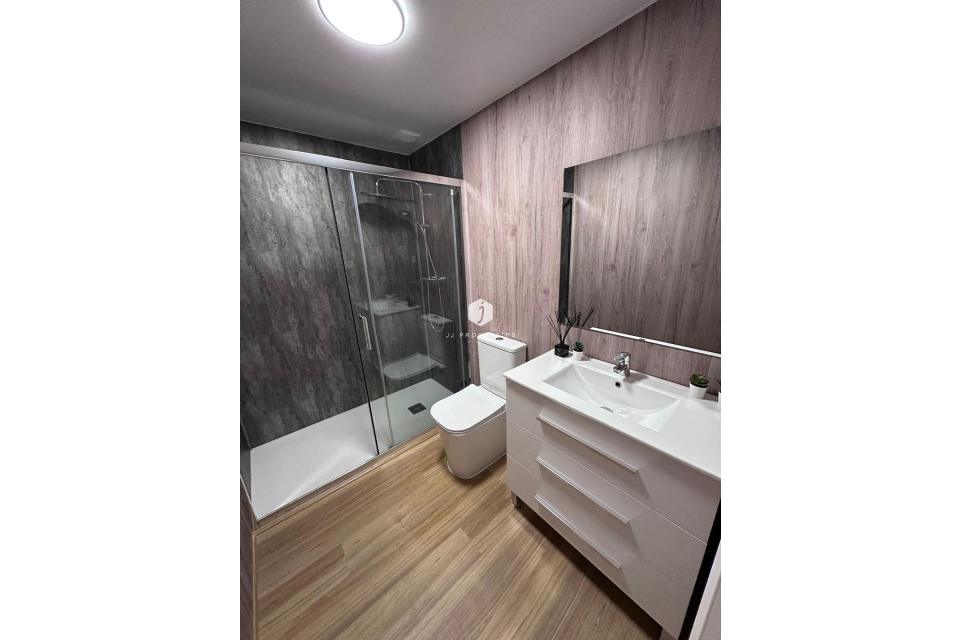 Resale - Apartment / flat -
Torrevieja - Estacion de autobuses