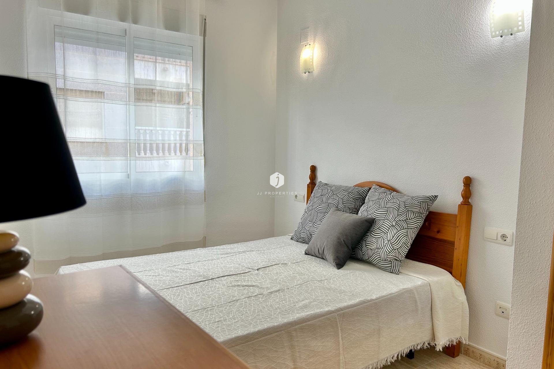 Resale - Apartment / flat -
Torrevieja - Estacion de autobuses