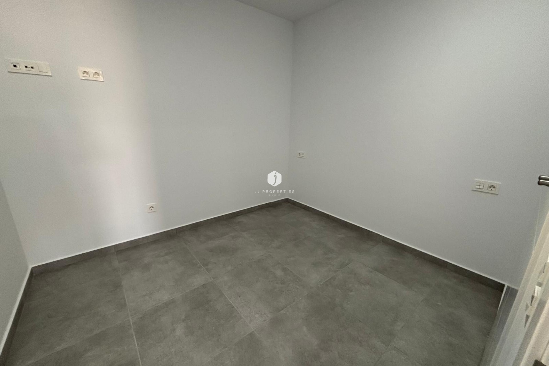 Resale - Apartment / flat -
Torrevieja - Estacion de autobuses