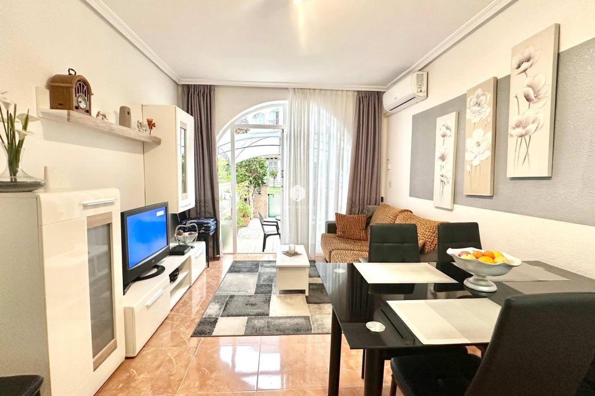 Resale - Apartment / flat -
Torrevieja - Estacion de autobuses