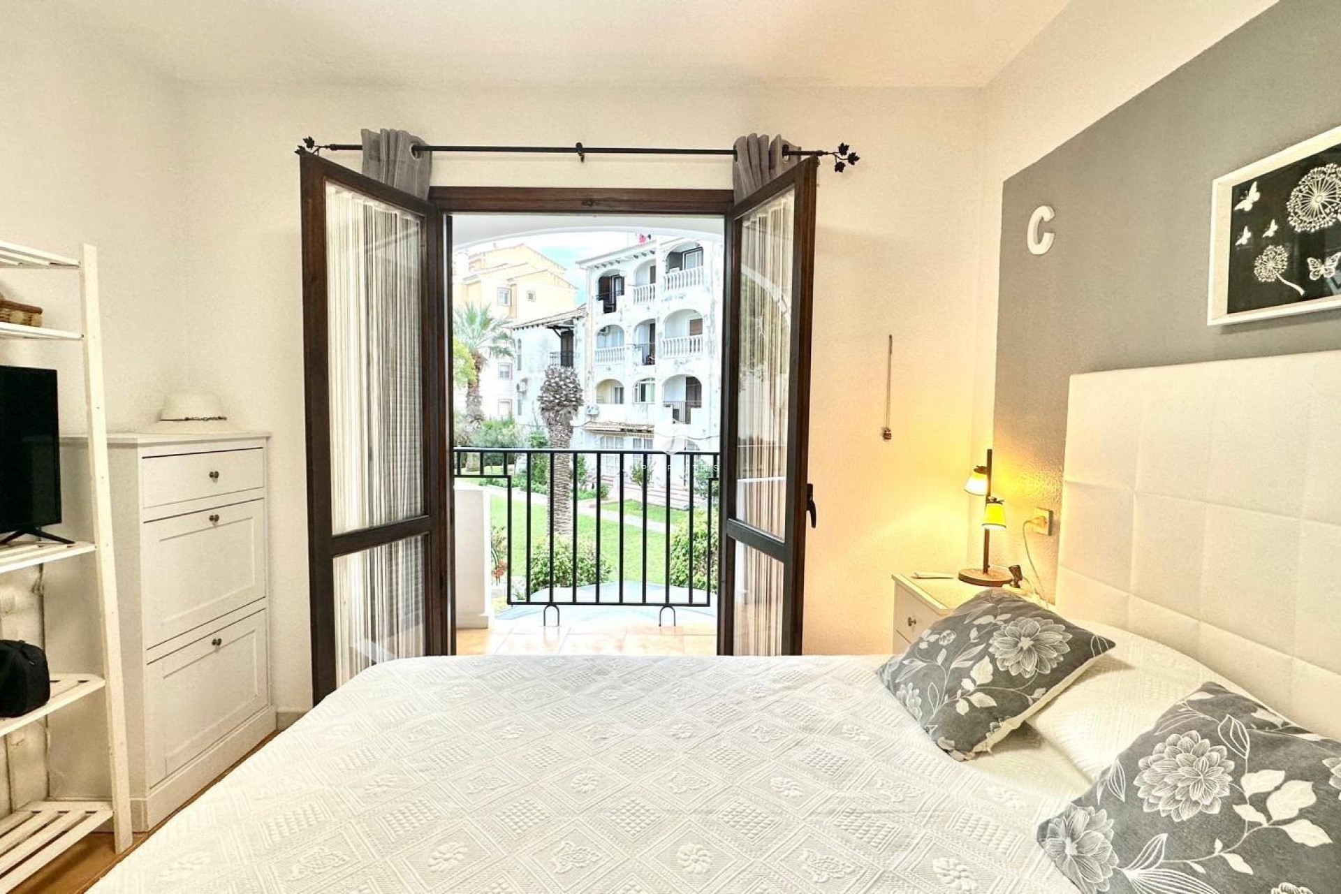 Resale - Apartment / flat -
Torrevieja - Estacion de autobuses