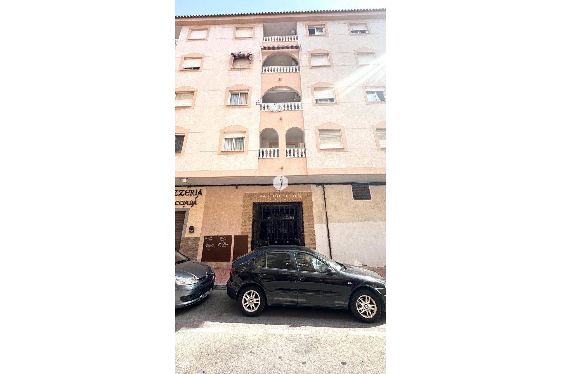 Resale - Apartment / flat -
Torrevieja - Estacion de autobuses