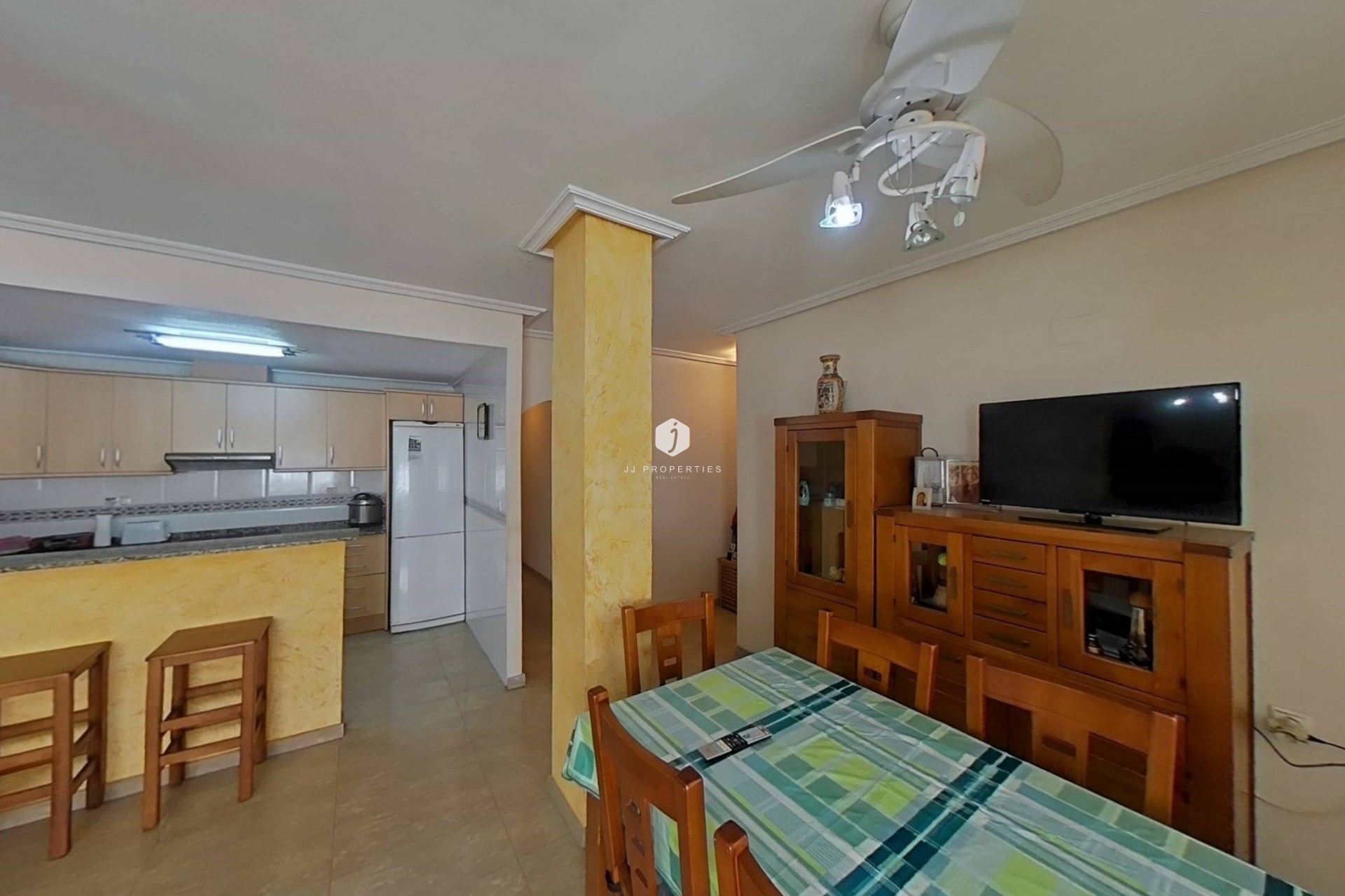 Resale - Apartment / flat -
Torrevieja - Estacion de autobuses