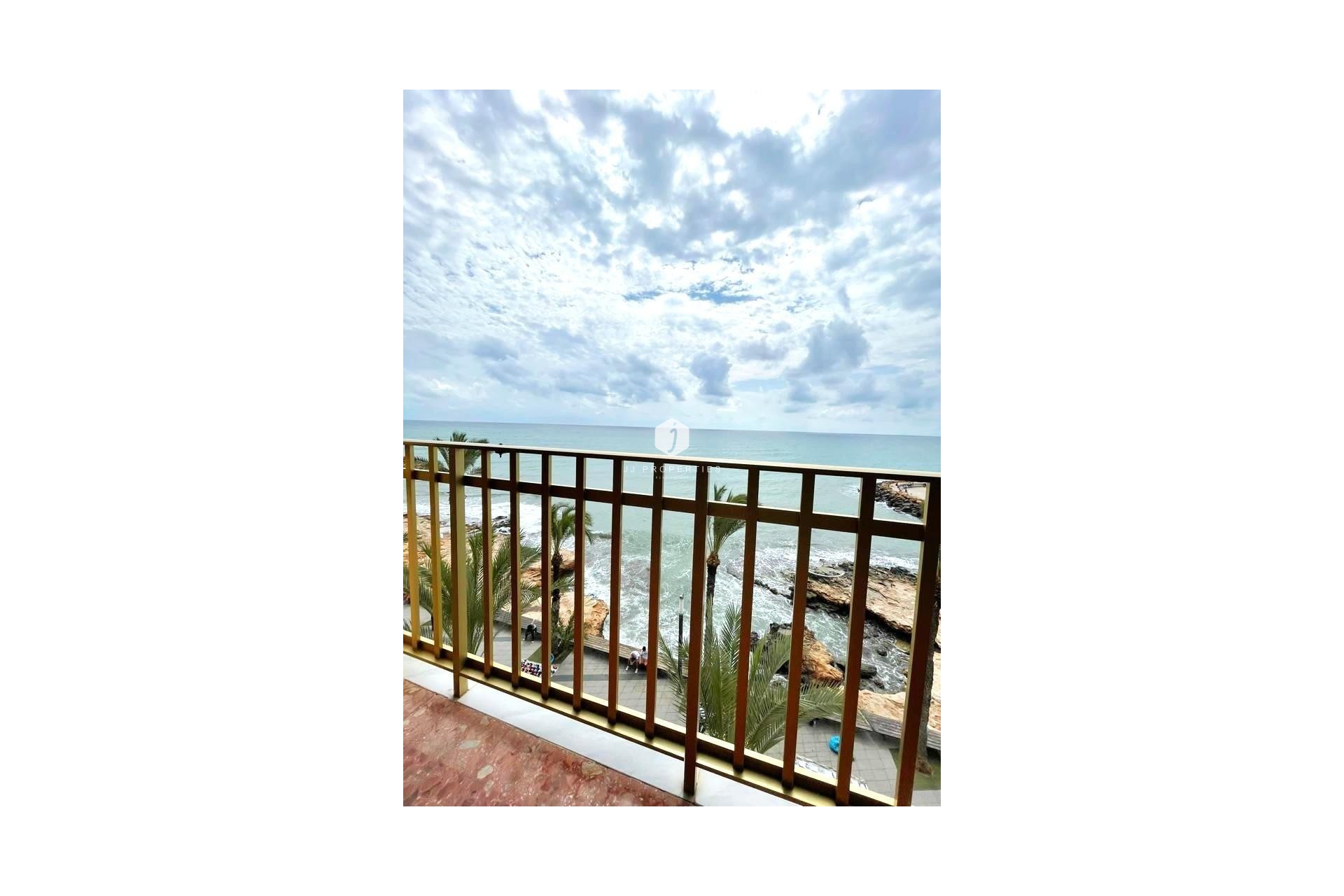 Resale - Apartment / flat -
Torrevieja - Estacion de autobuses